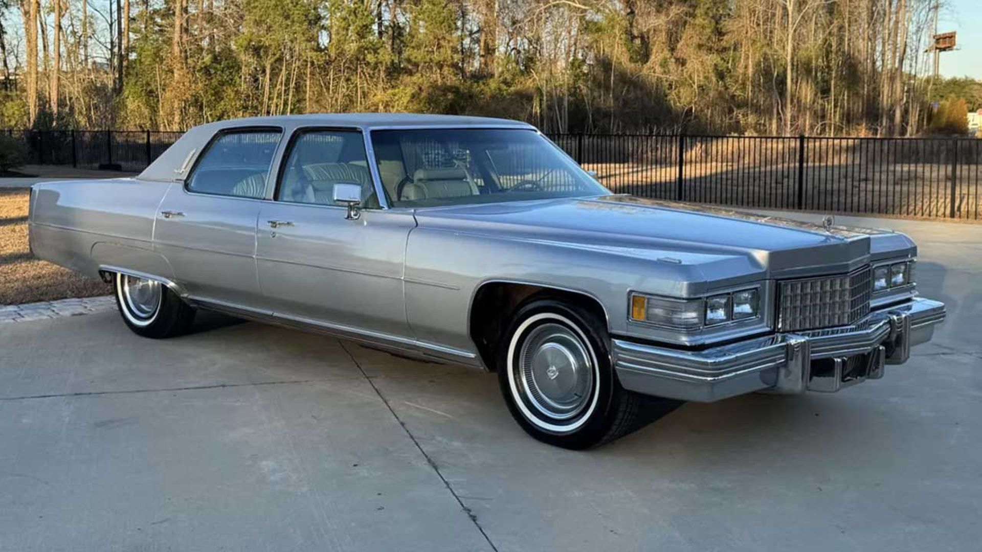 Cadillac-Fleetwood-1