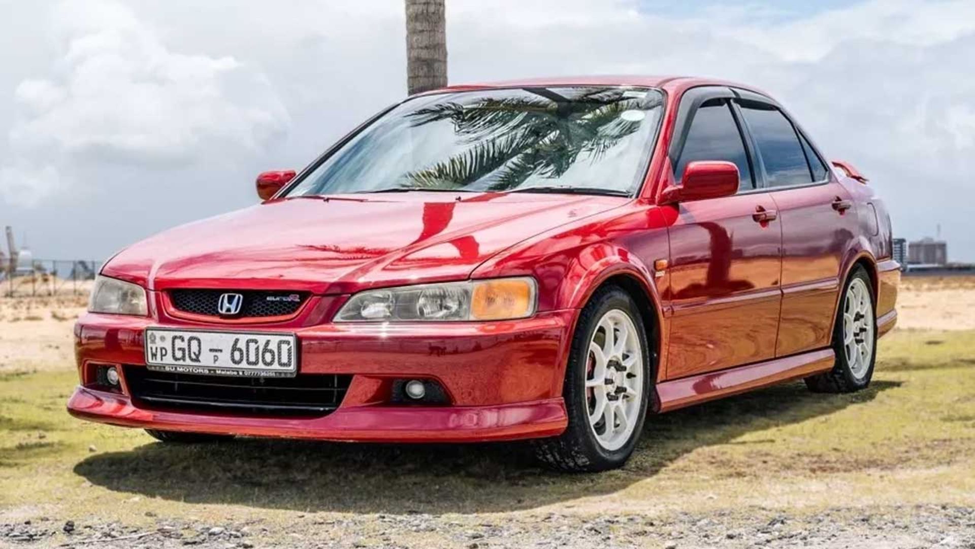 Honda-Accord-Euro-R-1