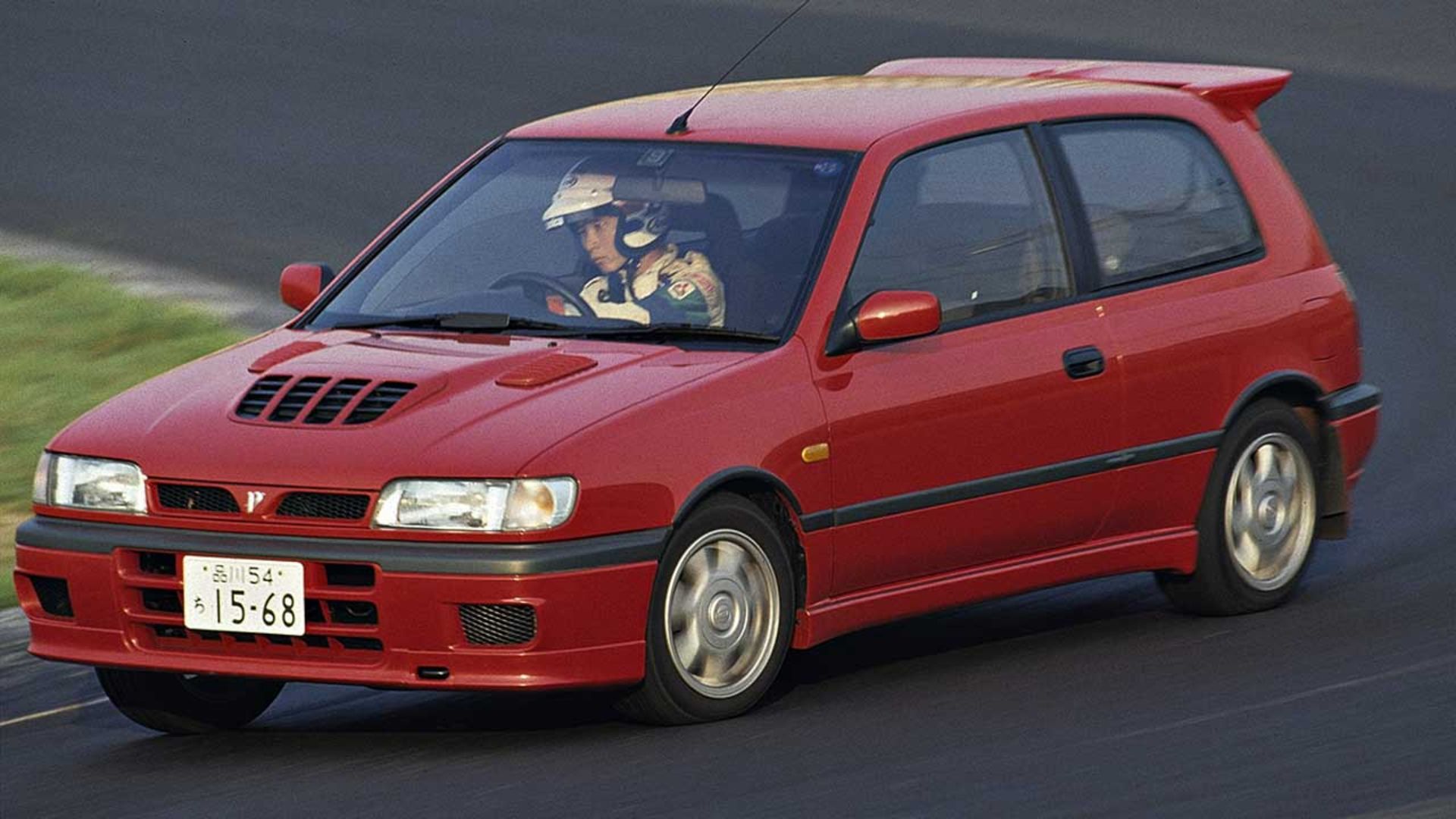 Nissan-Pulsar-GTI-R-2