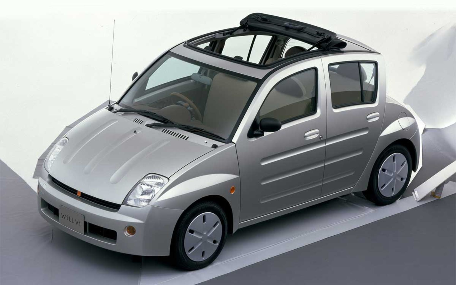 Toyota-Will-Vi-2