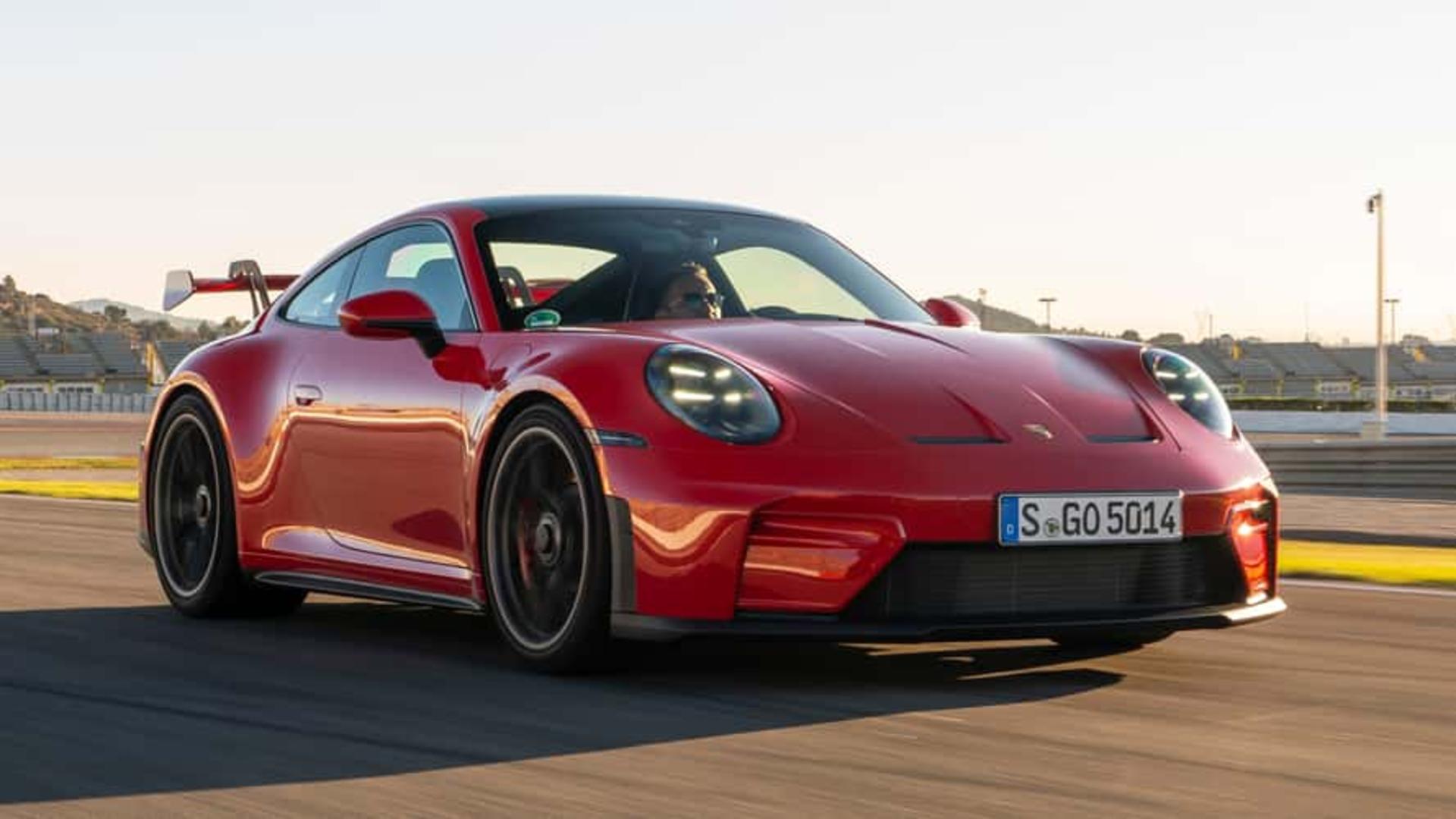 2025-porsche-911-gt3-review (5)