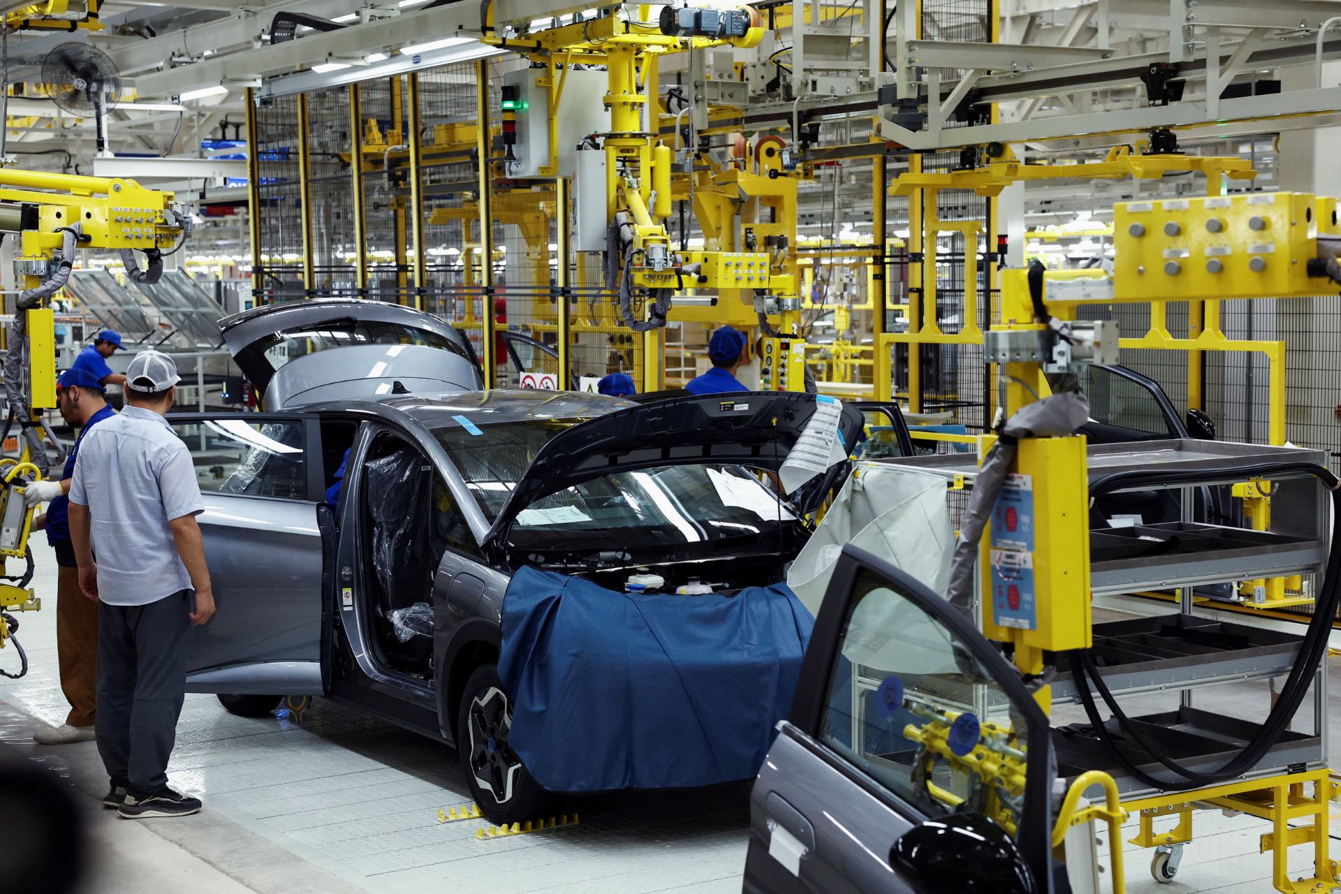 car-production-line