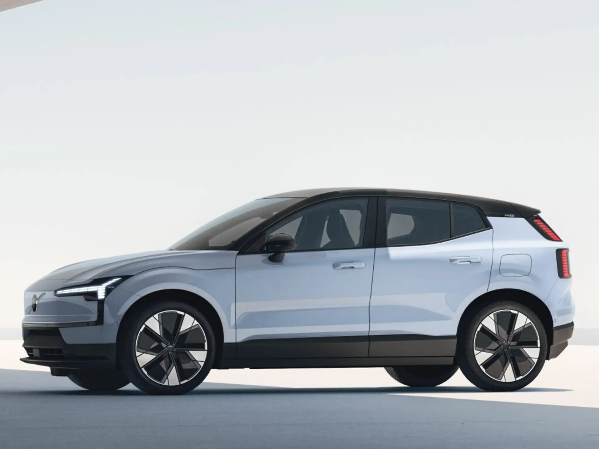 volvo_ex30 iran ev (4)