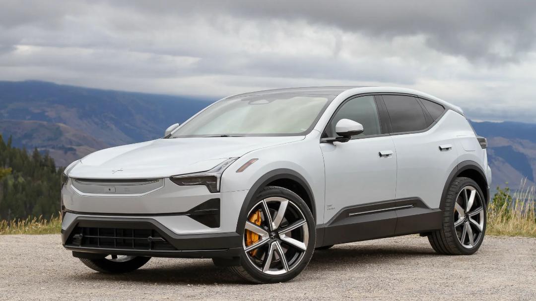 2025-polestar-3-fd-review_05