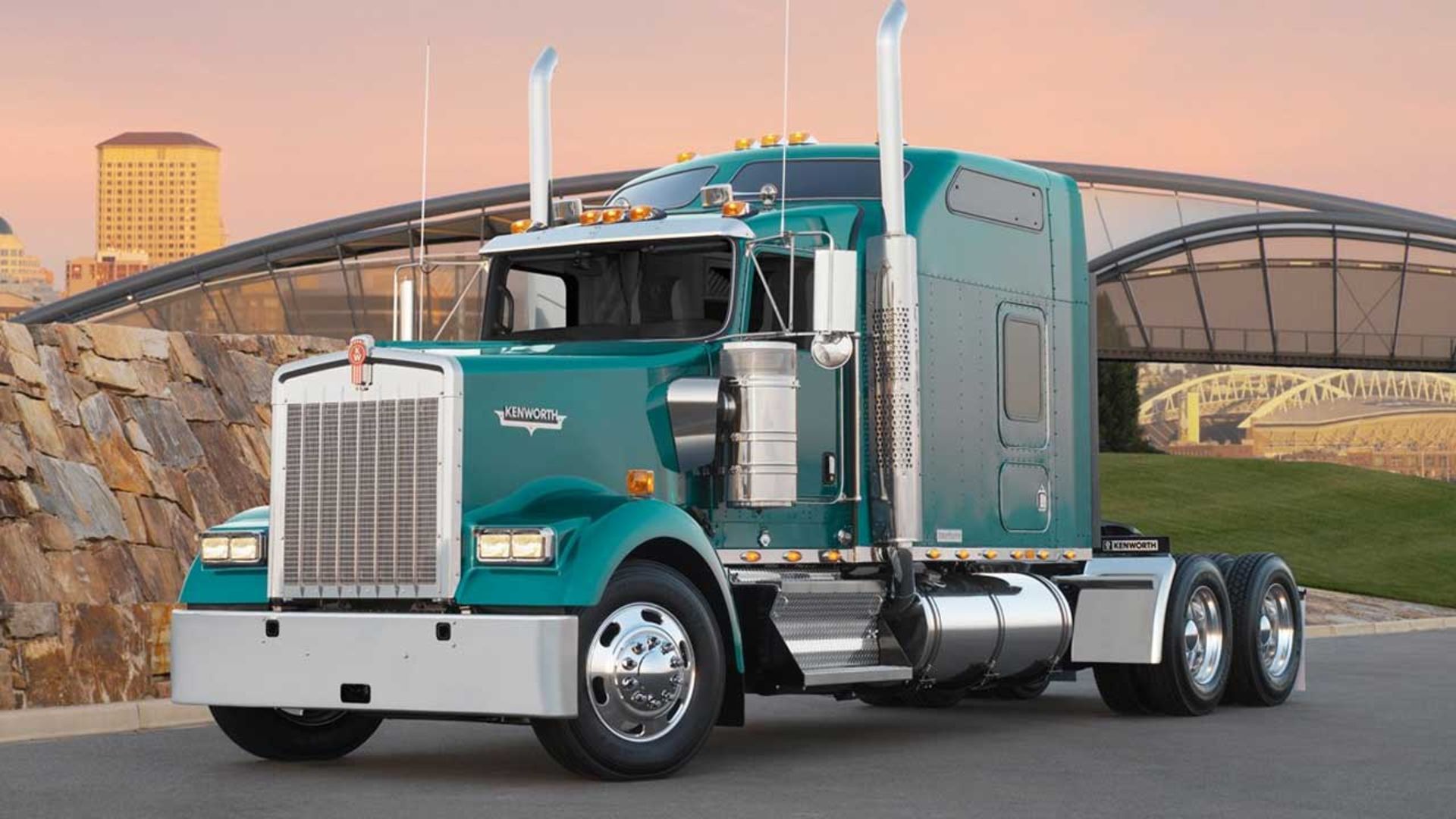 Kenworth-W900-4