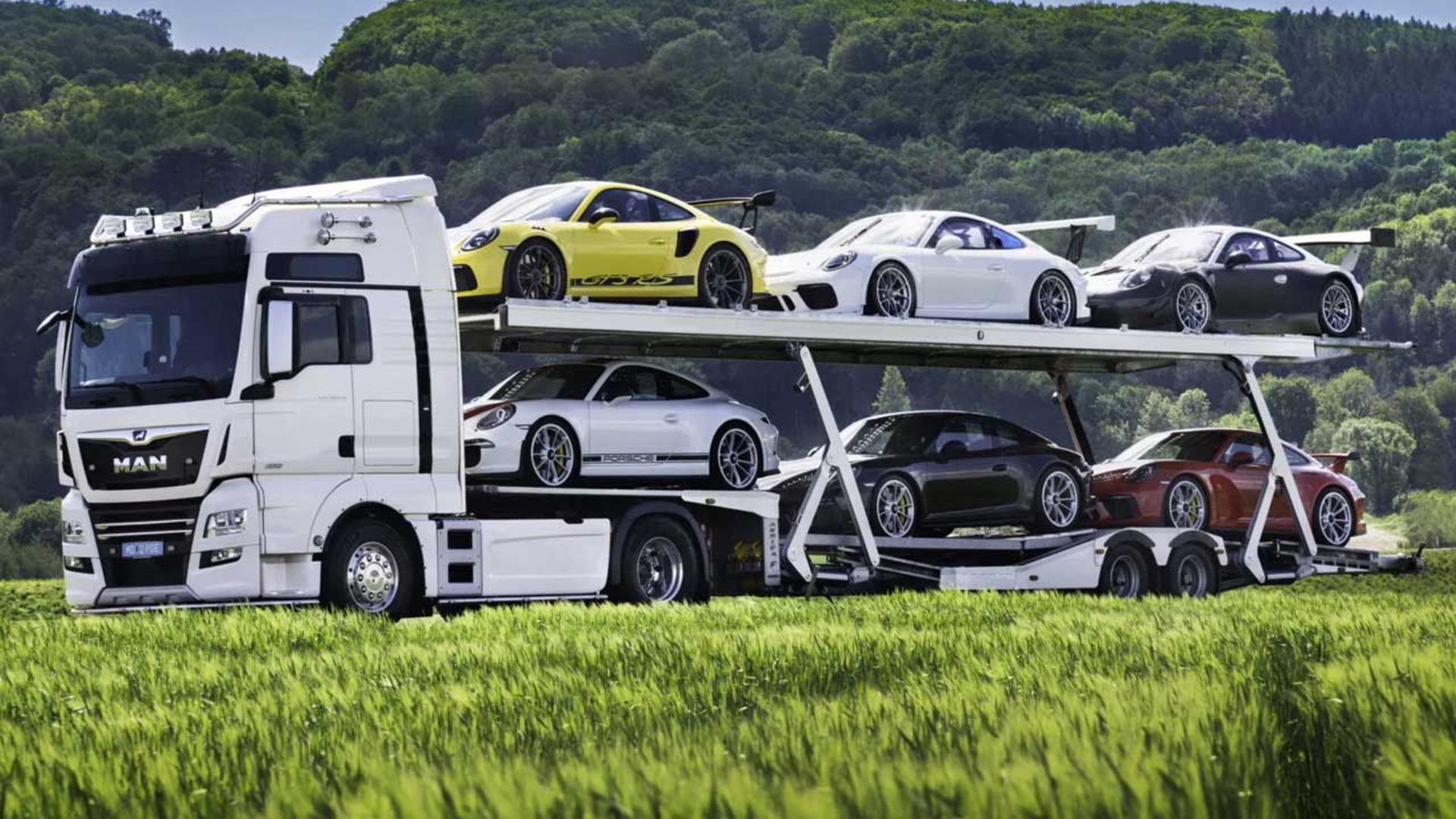 Man-Porsche-1