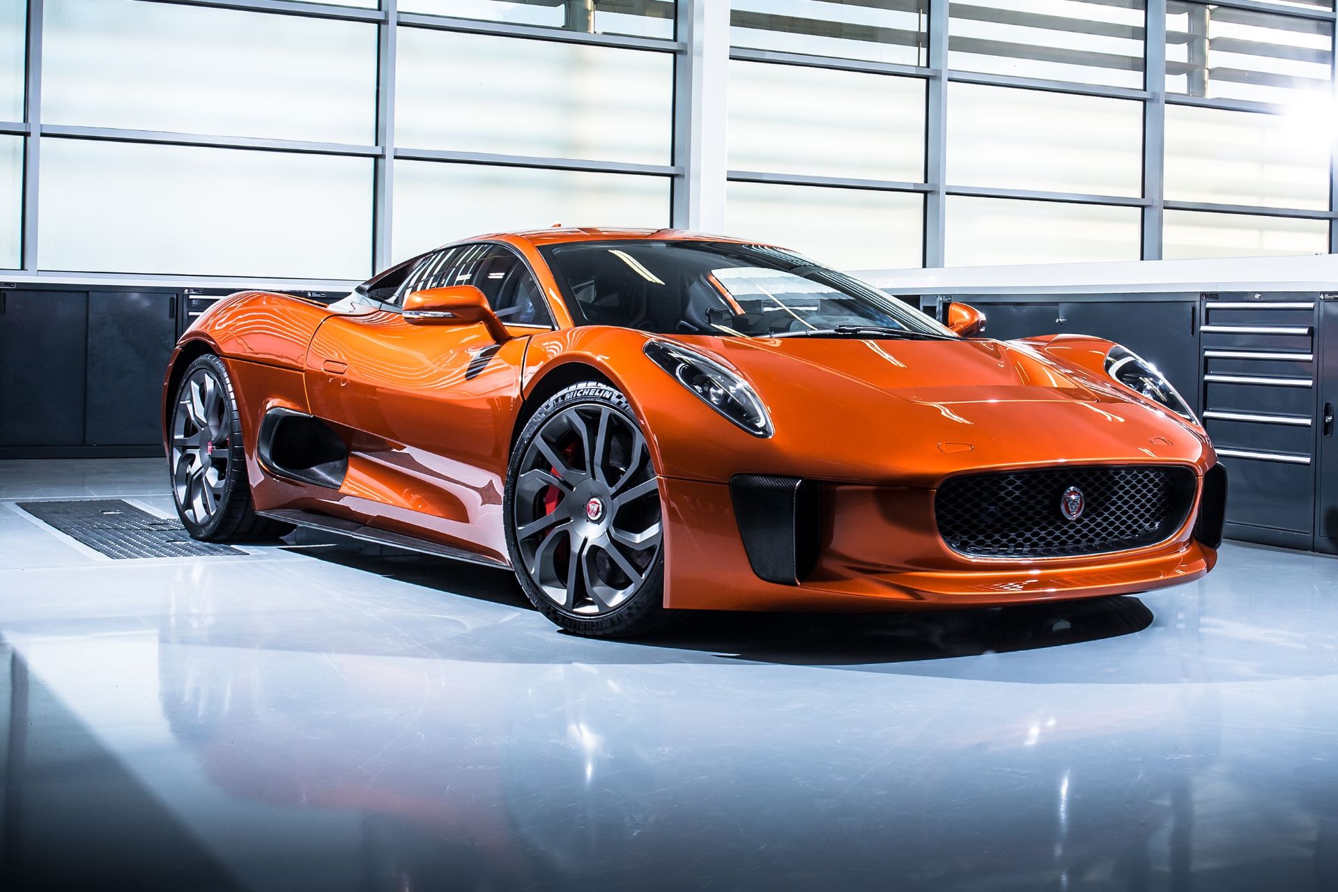 jaguar_c-x75_007_spectre