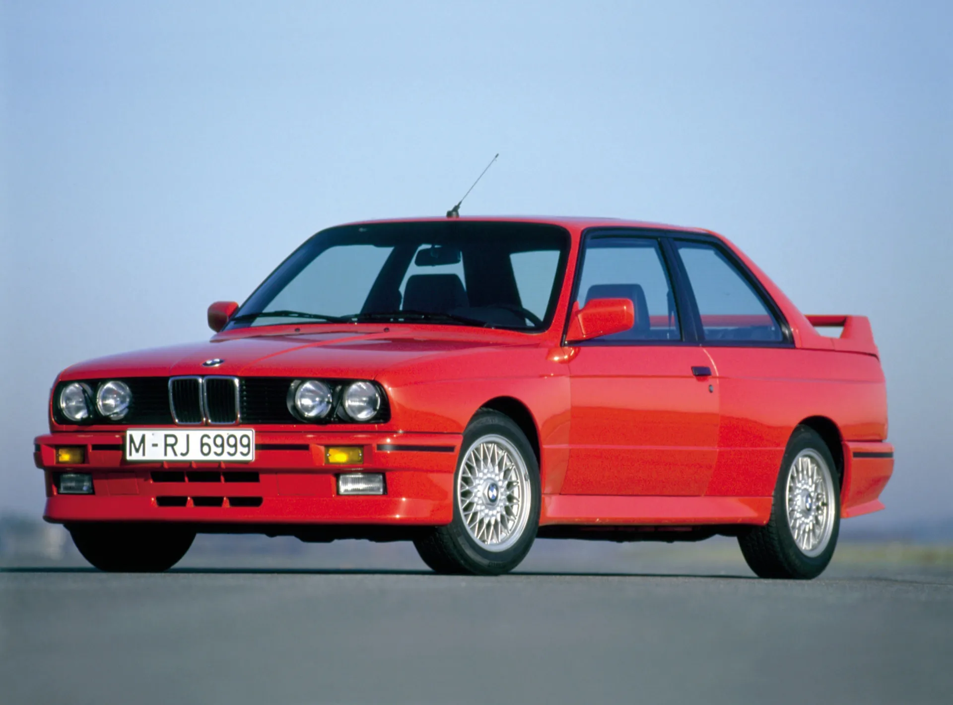 1988_BMW_M3-0-1536