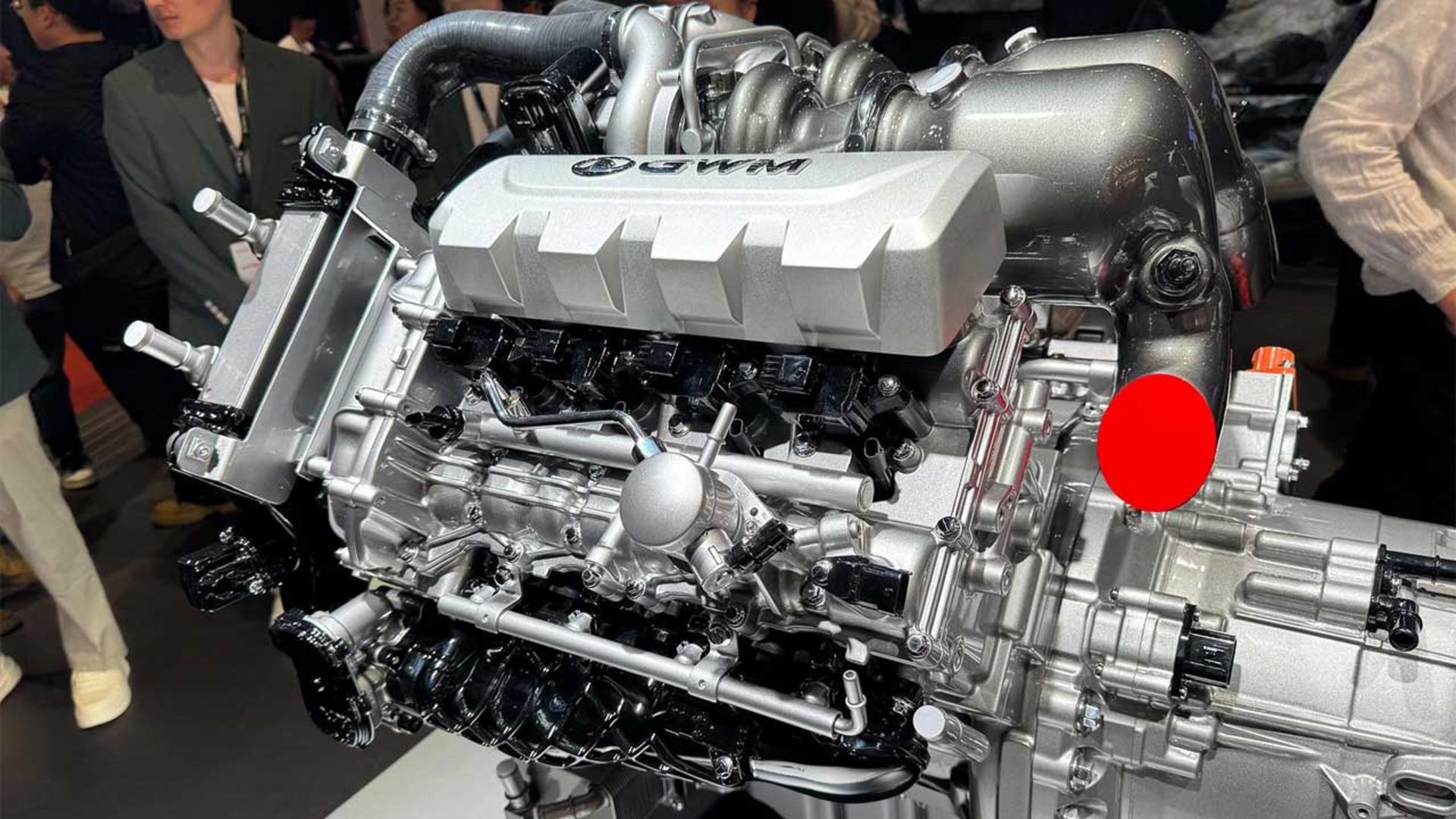 Great-Wall-V8-Engine-1