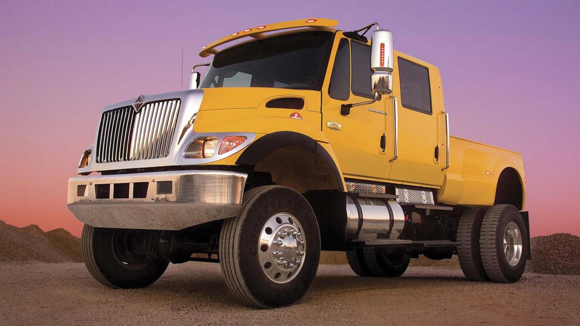International-CXT-1