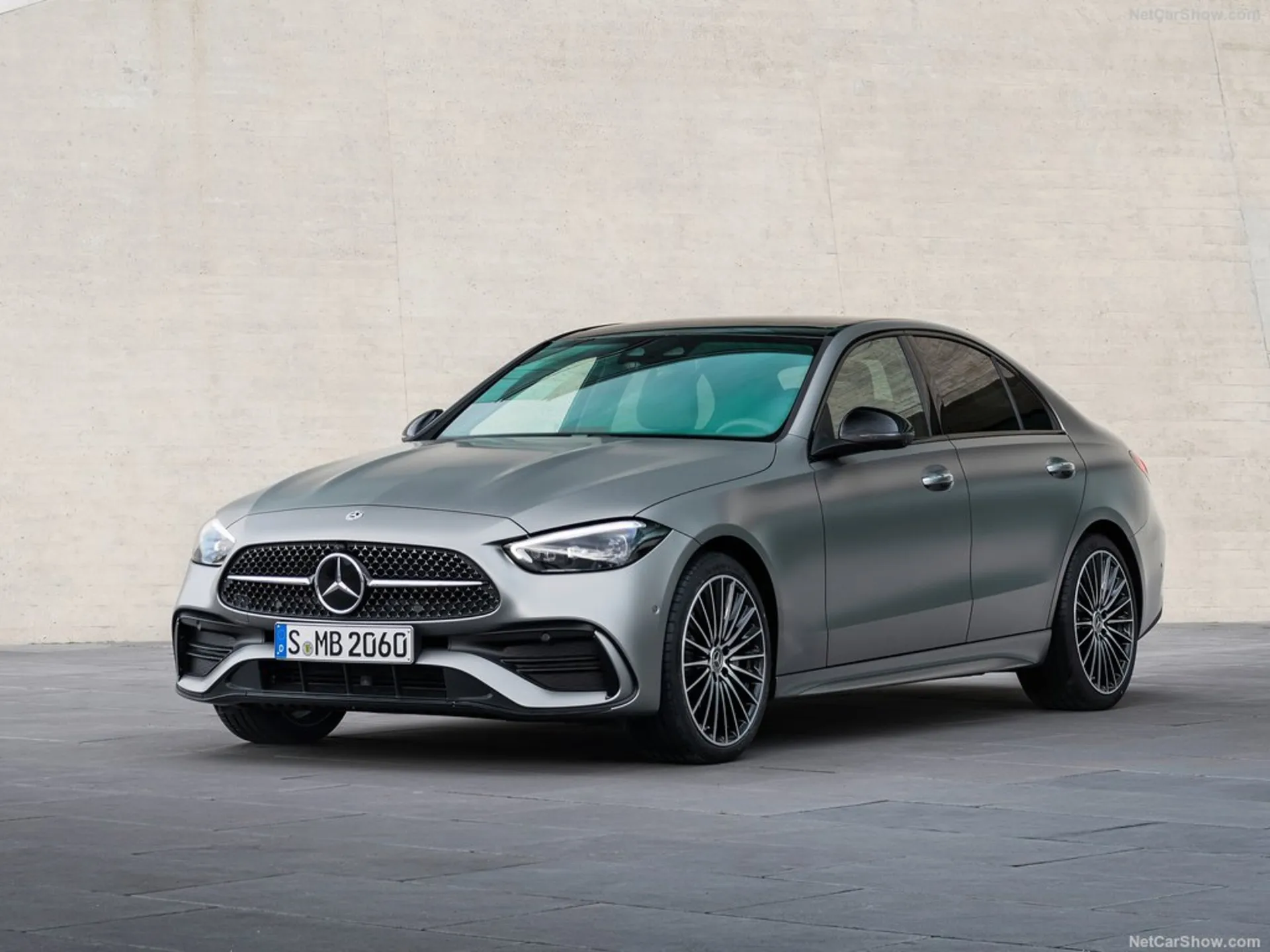 Mercedes-Benz-C-Class-3