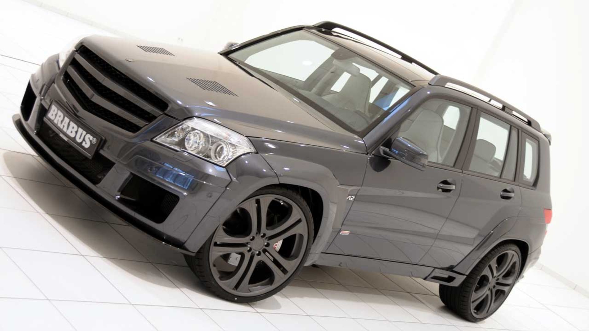 Mercedes-Benz-GLK-Brabus-7