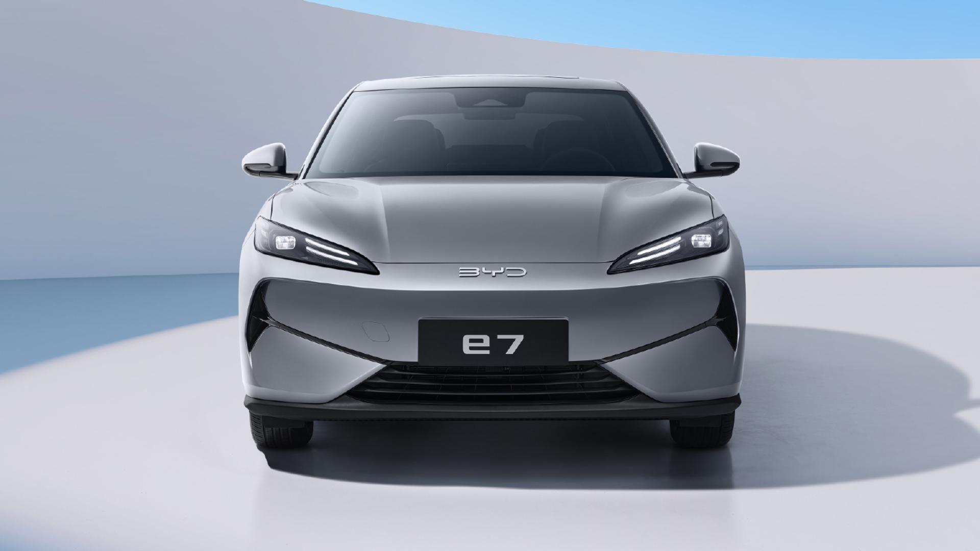byd_e7_released-1