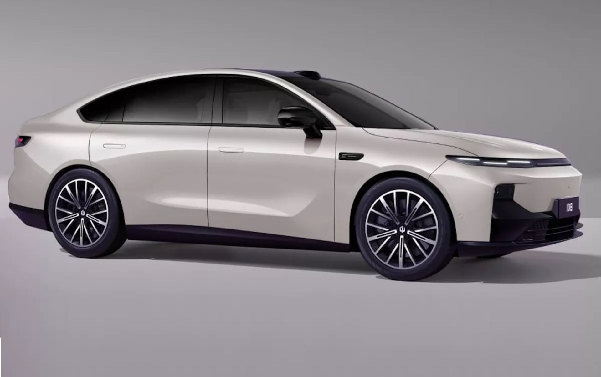 leapmotor b01 sedan (4)