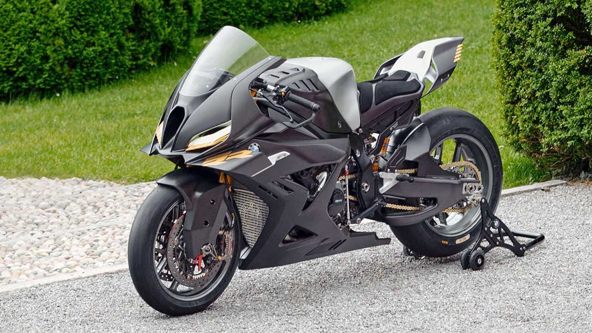 BMW-RR-Concept-2