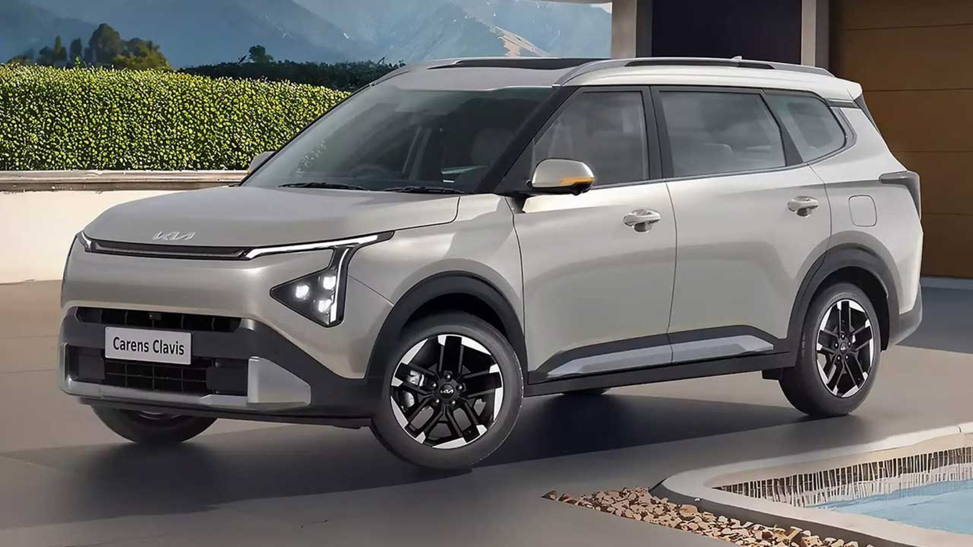 Kia-Carens-Clavis-1