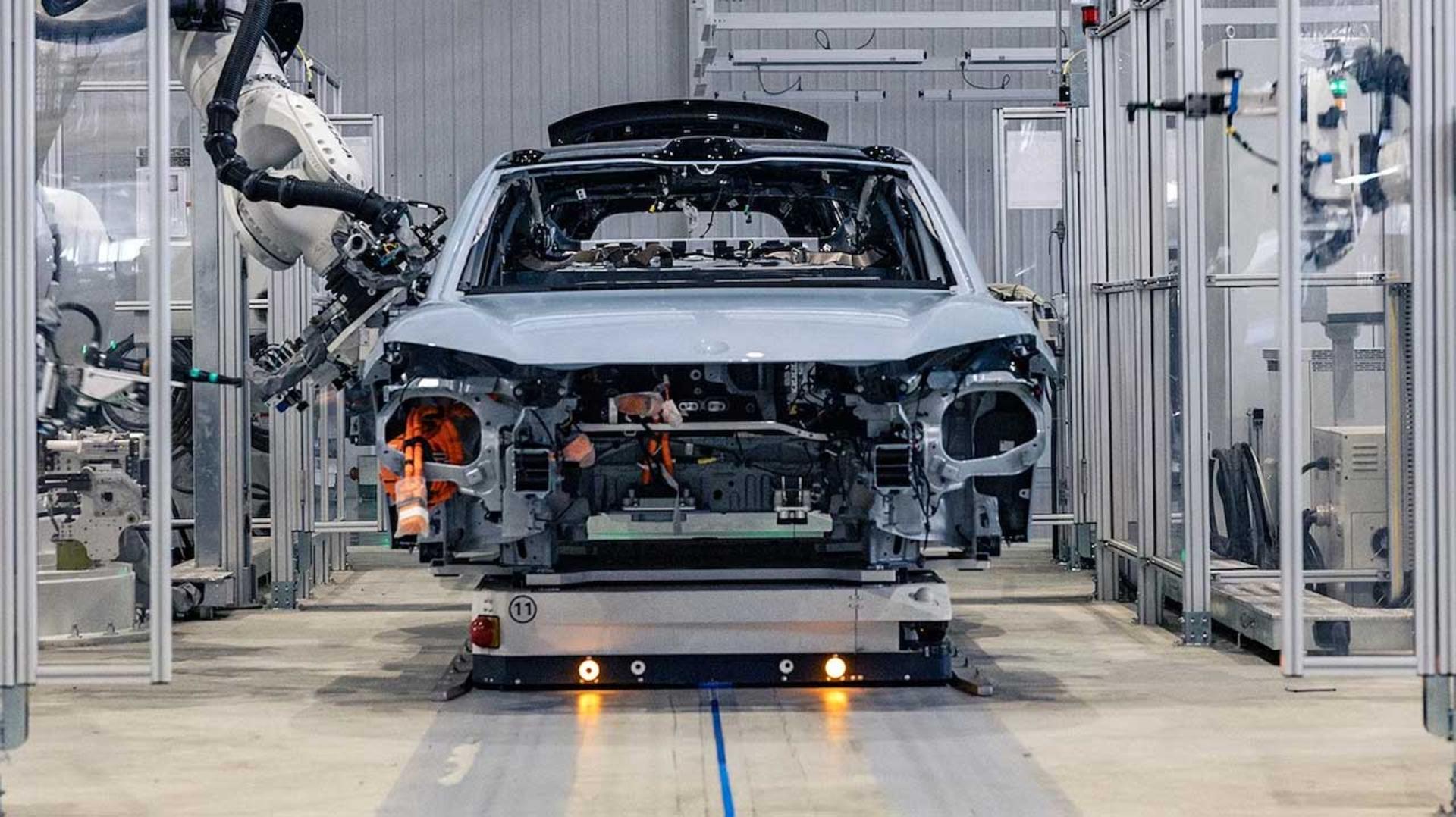 Nio-Factory-1