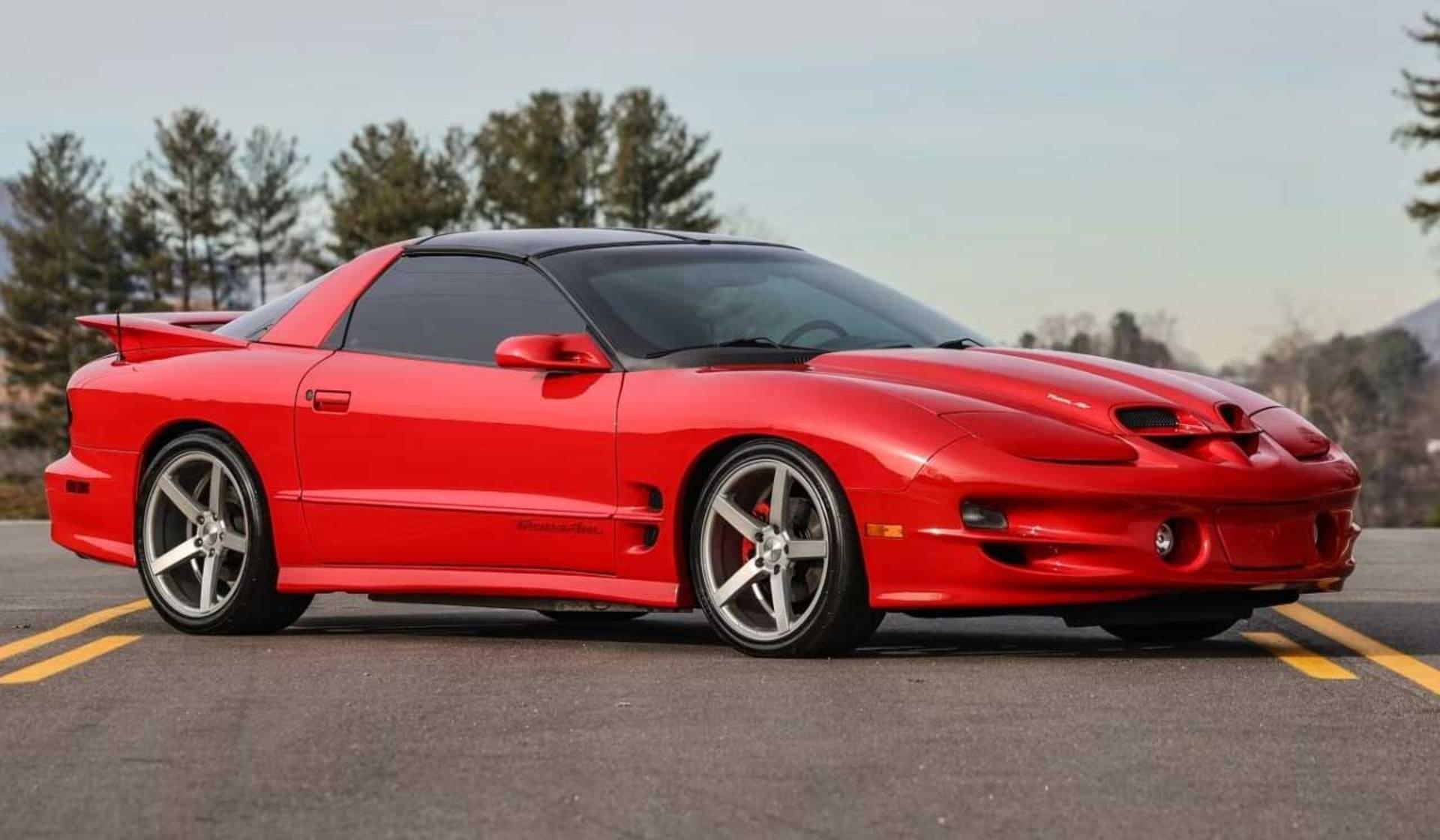 Pontiac-Trans-Am-WS6-2002-1