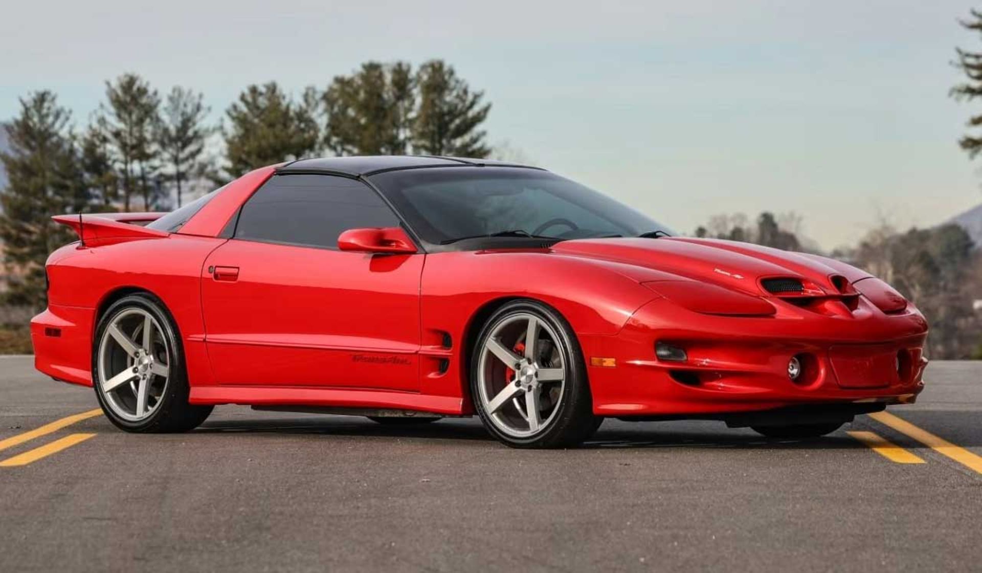 Pontiac-Trans-Am-WS6-2002-1