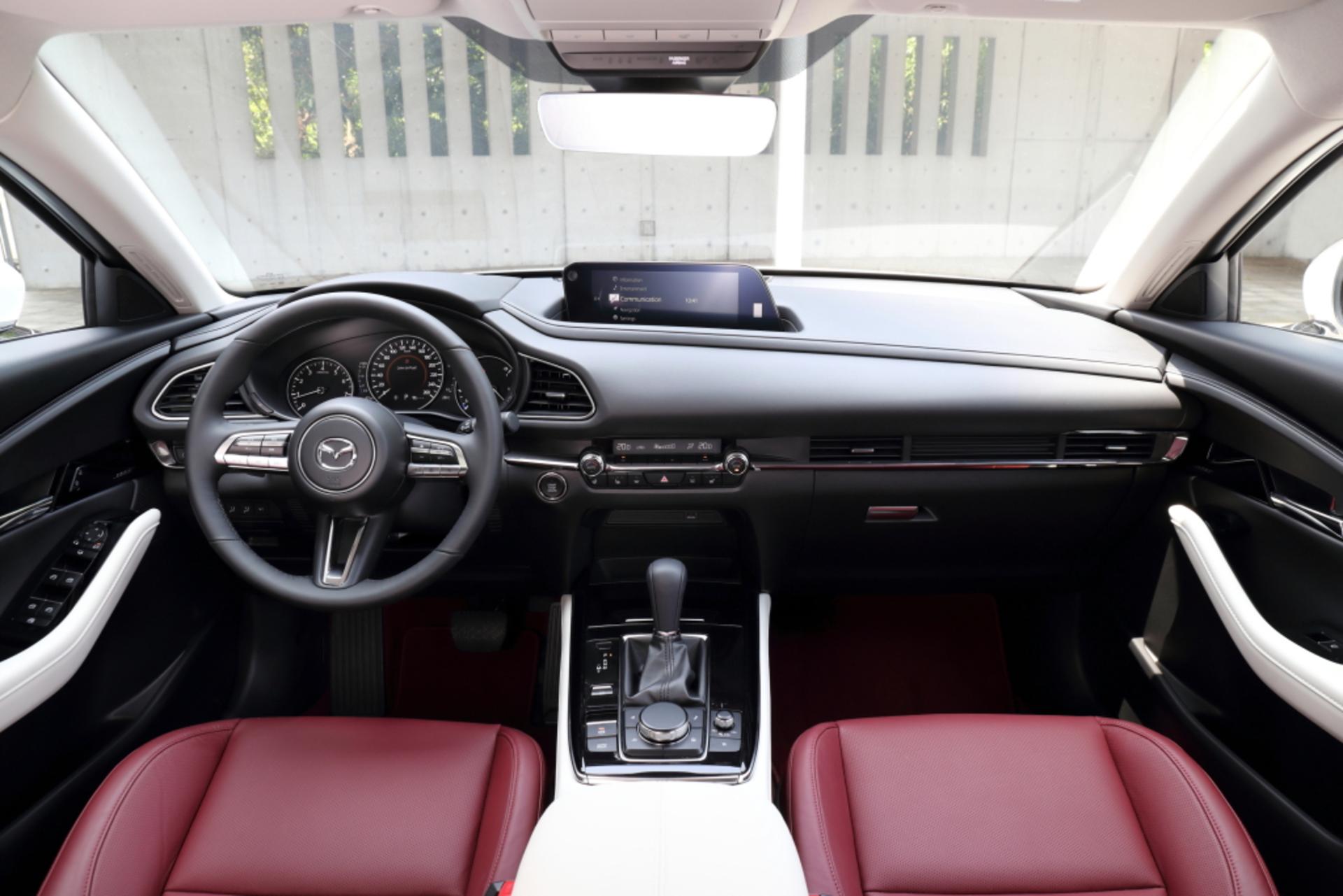 mazda_cx-30_100th_anniversary_5