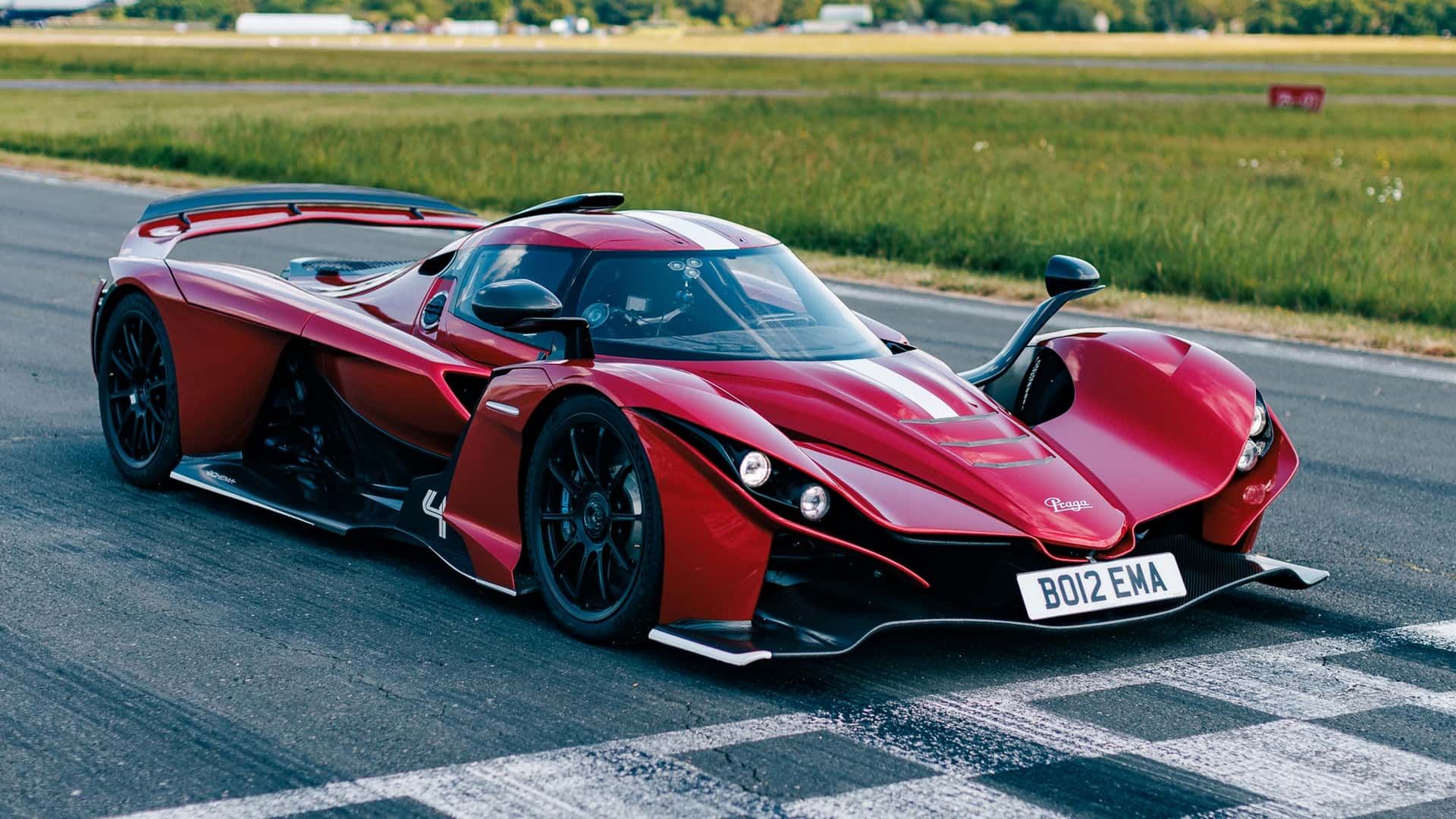 praga-bohema-at-top-gear-test-track (1)