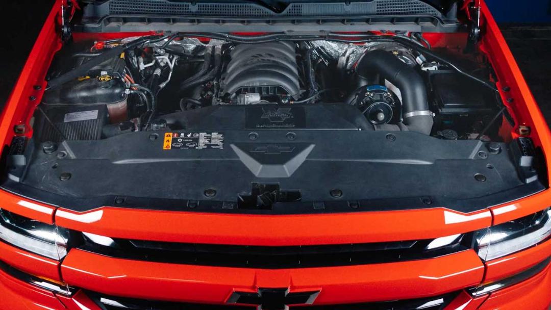 GM-V8-Engine-3