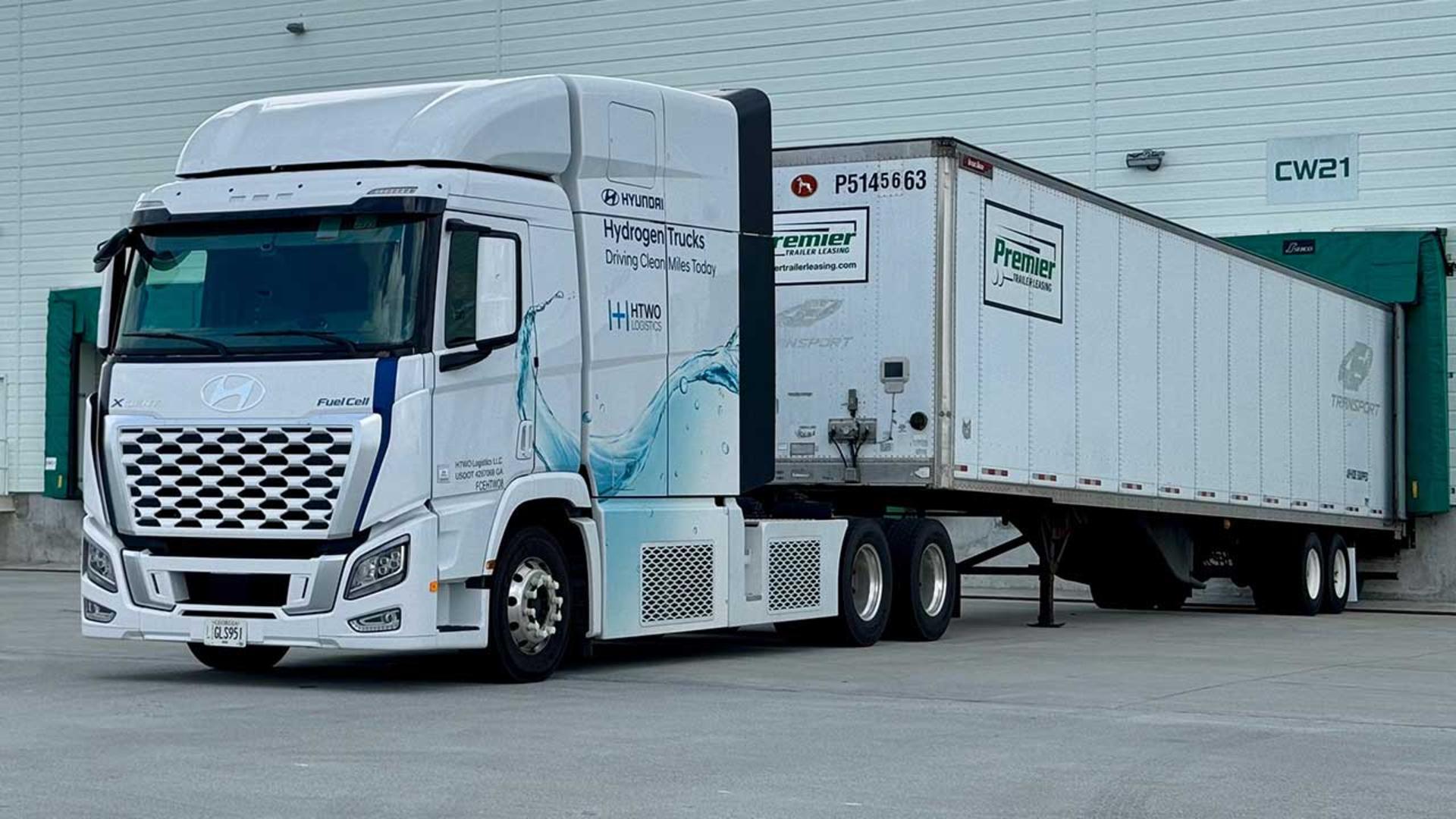 Hyundai-XCIENT-1