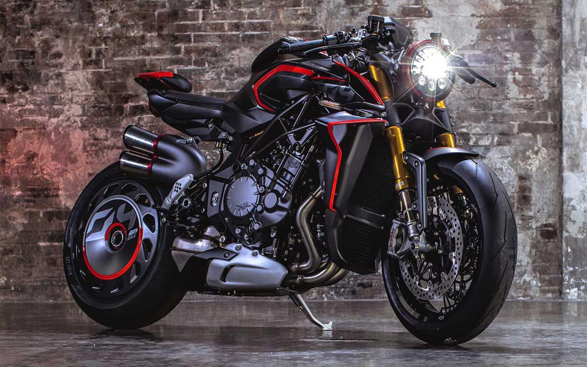 MV-Agusta-Motorcycle-2