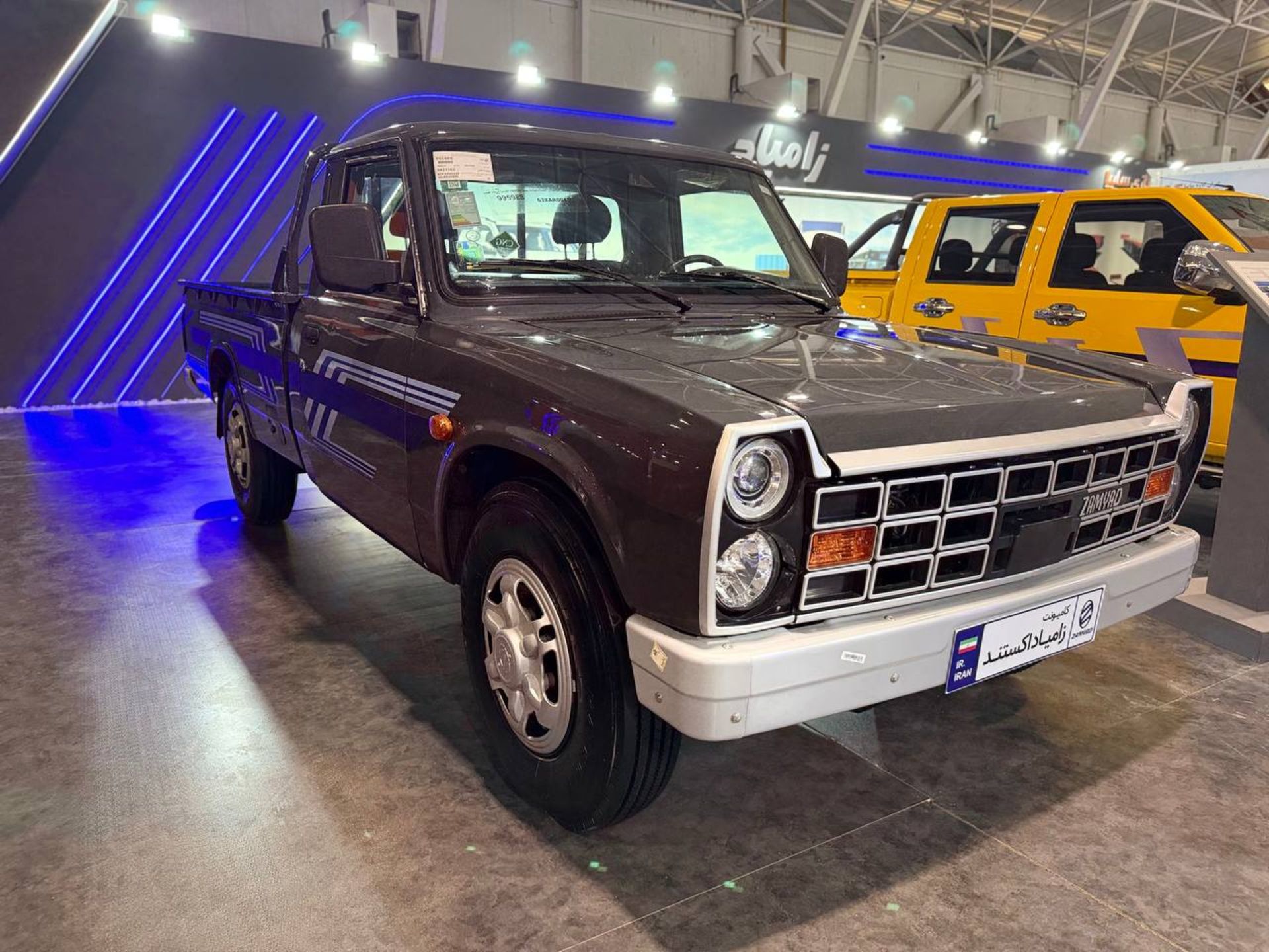 new-nissan-zamyad-ex-3