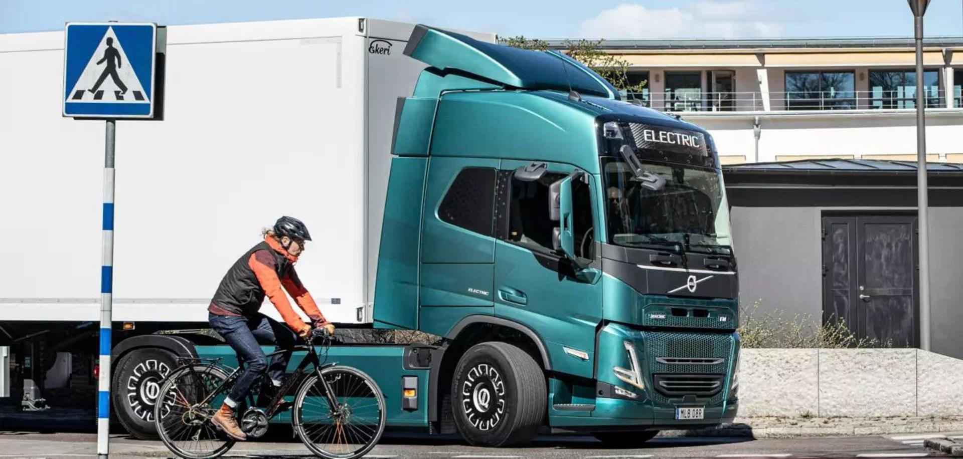 volvo-Safety-Zones-5