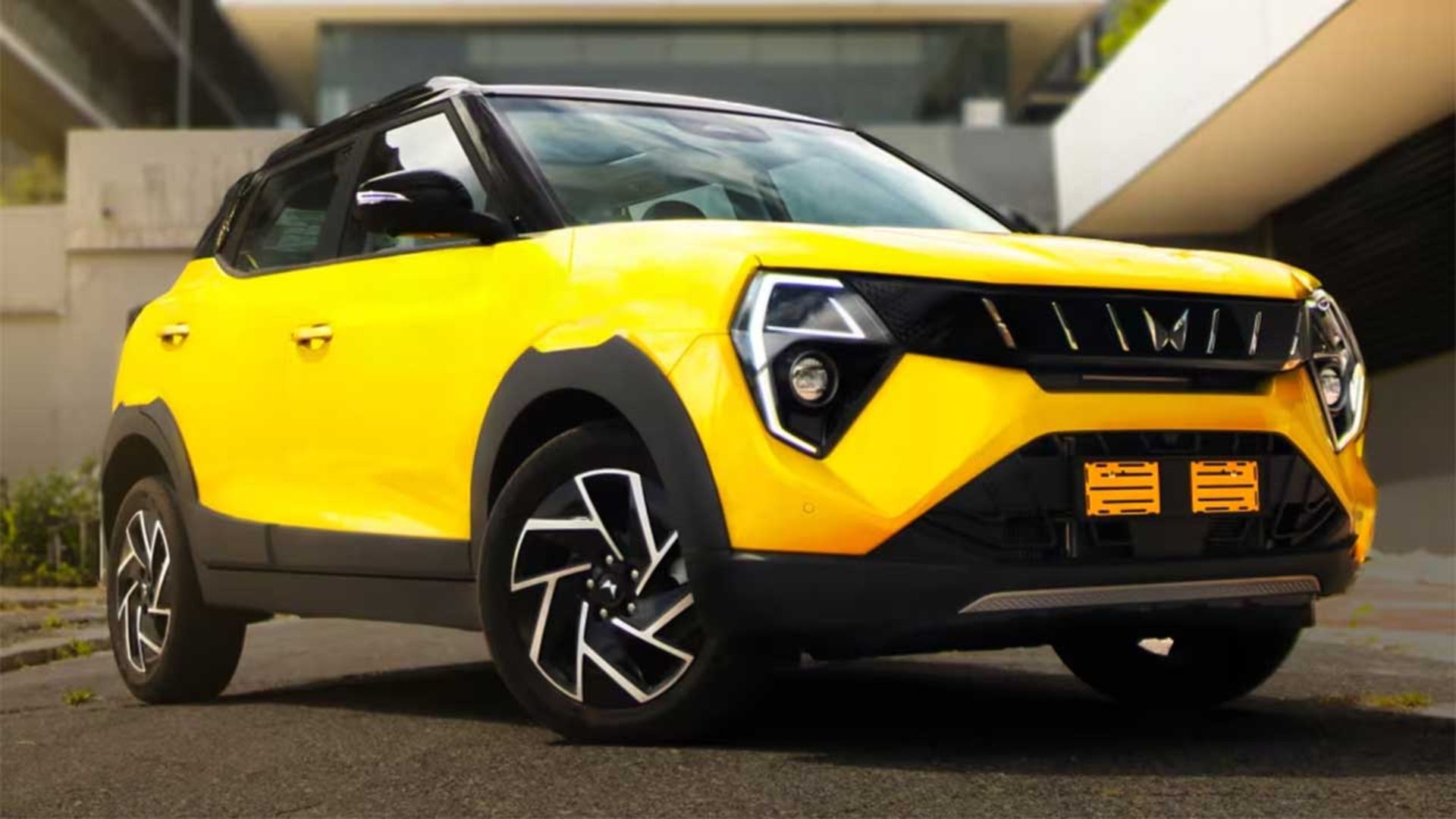 Mahindra-XUV-3XO-1