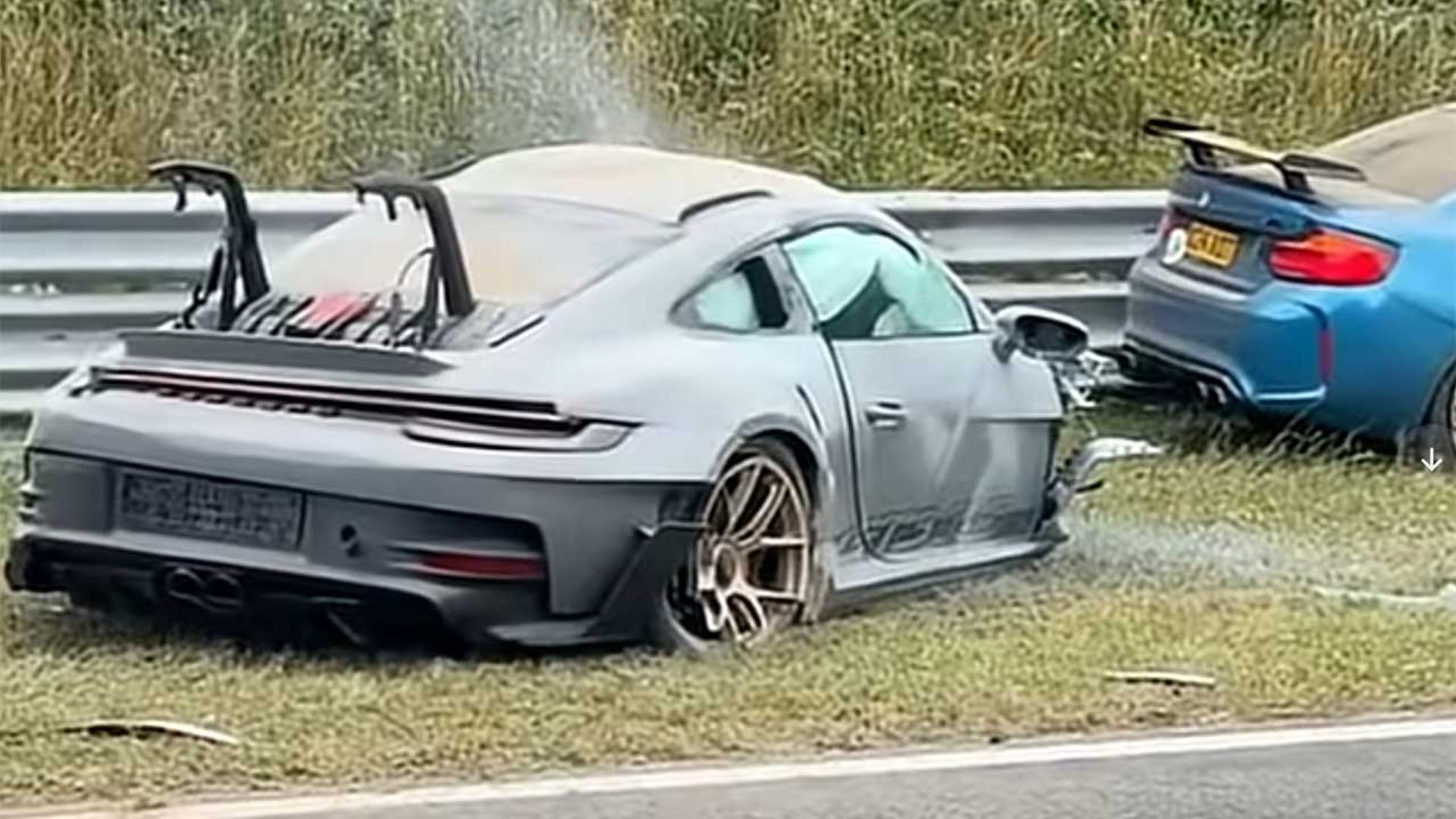 Porsche-911-Carsh-1