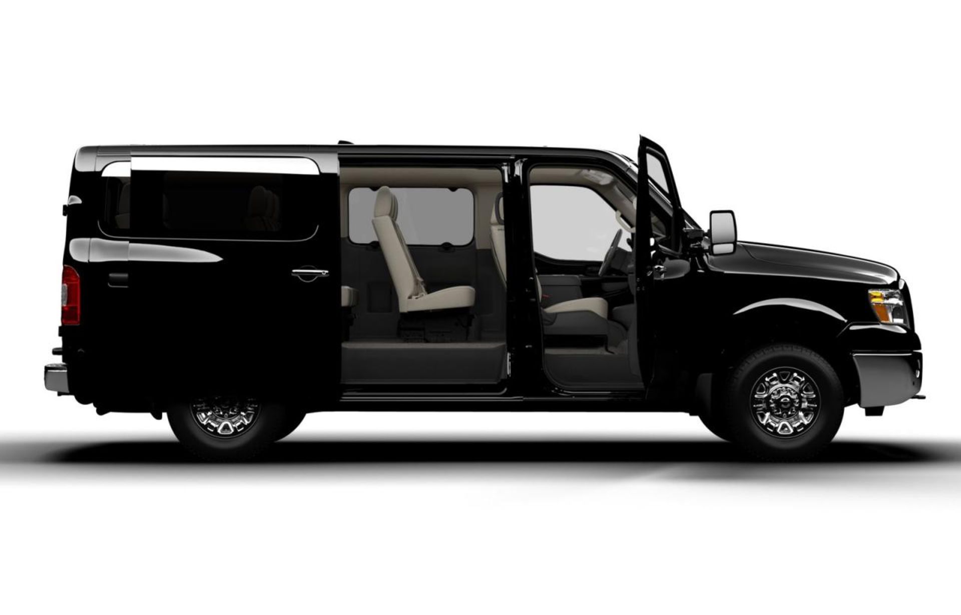 Nissan NV3500 HD passenger van