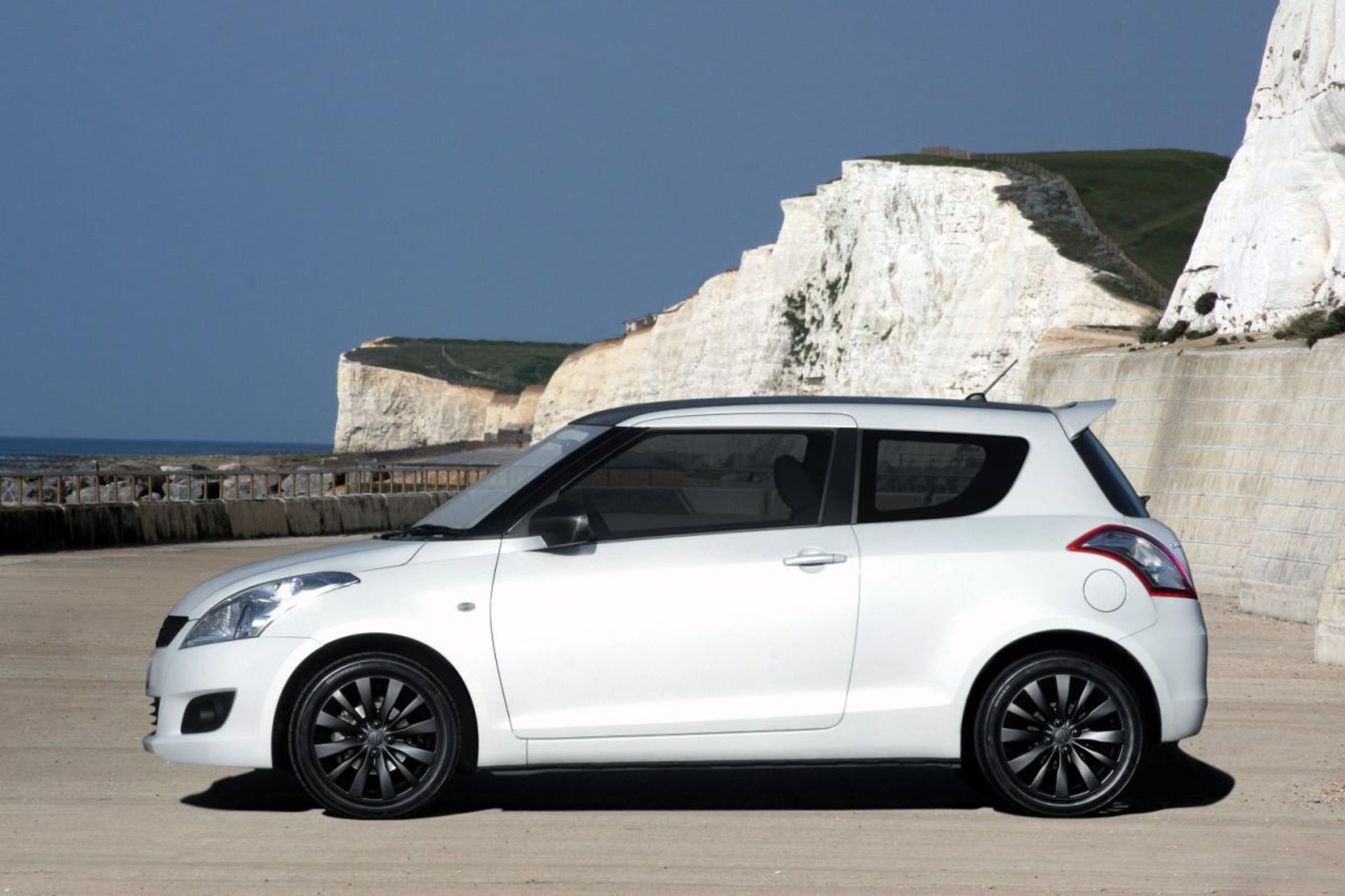Suzuki Swift Attitude