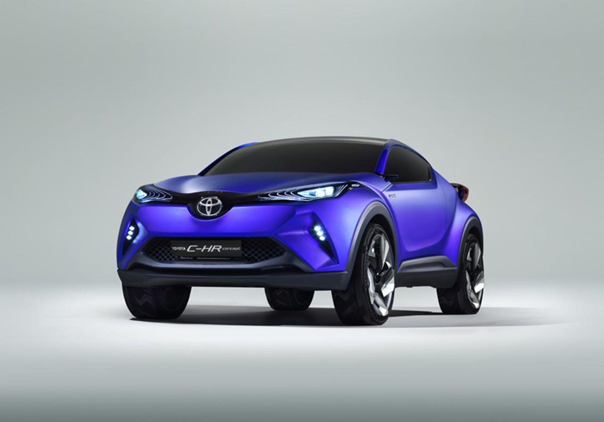 Toyota C-HR teaser image