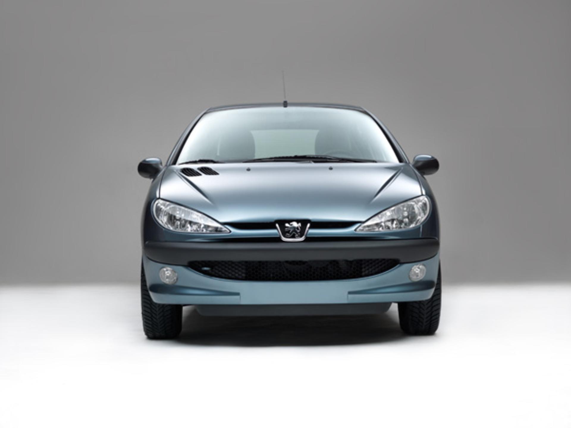 Peugeot 206SD V8