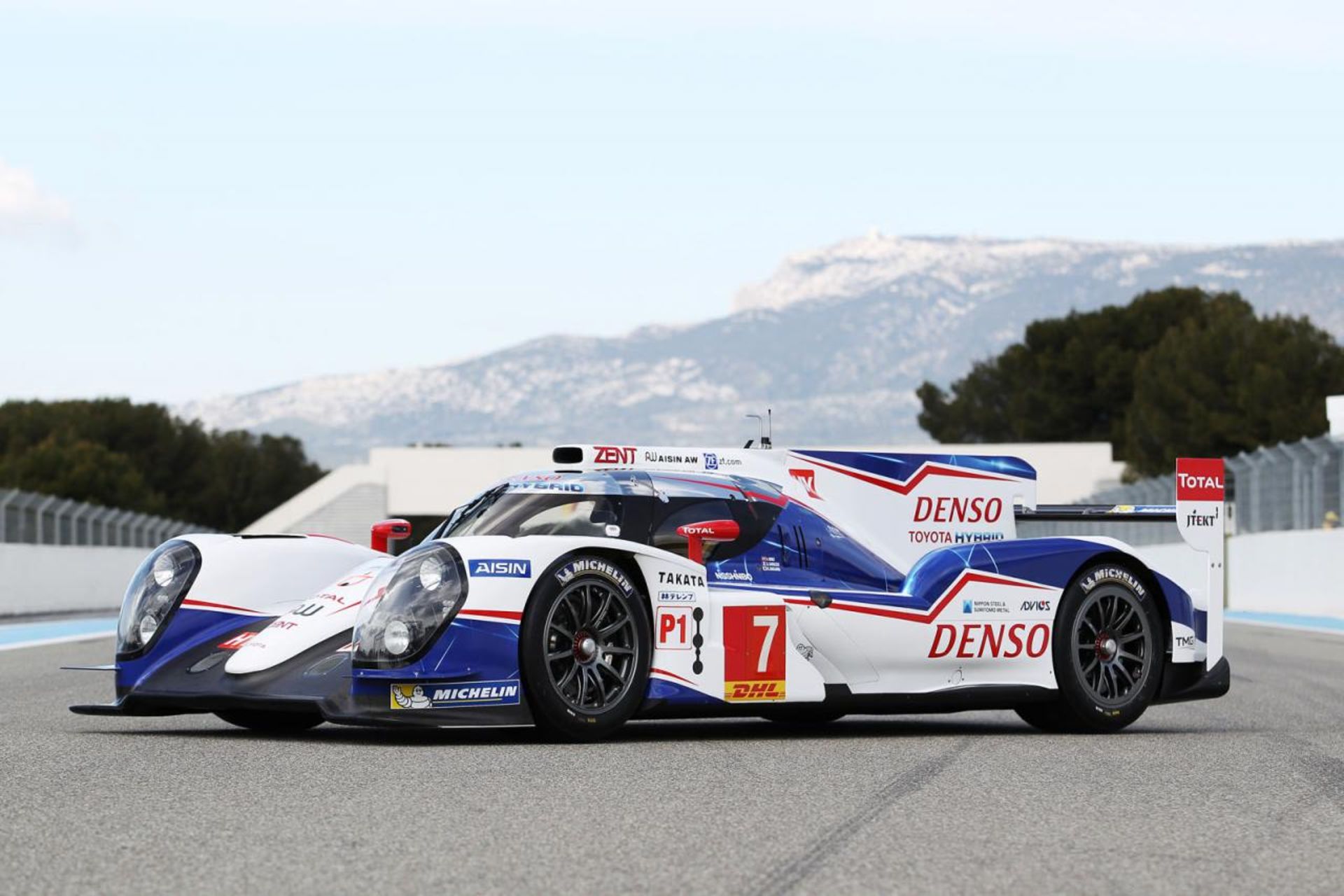 Toyota TS040 HYBRID