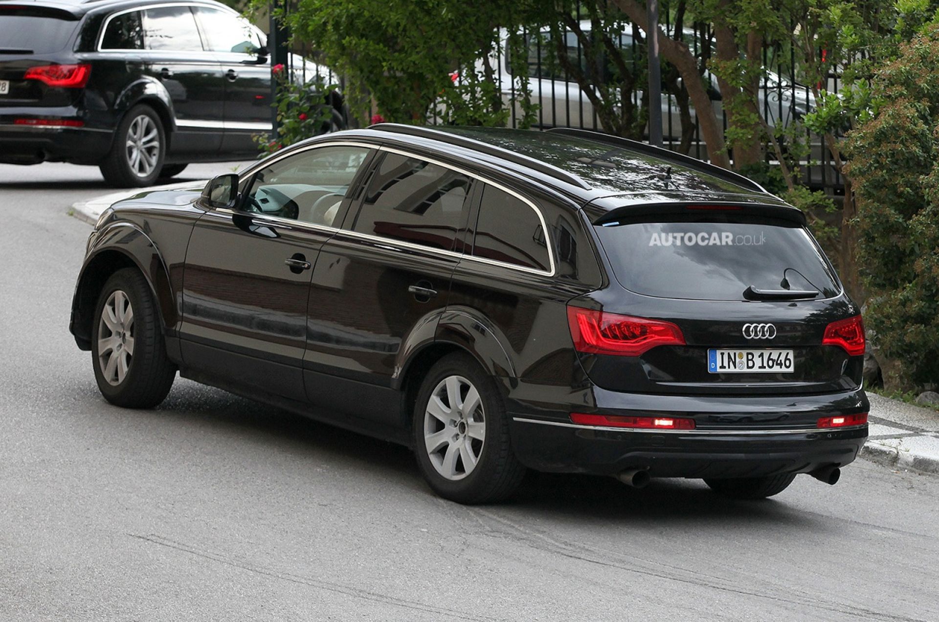 next audi Q7 to use bentley's suv platform