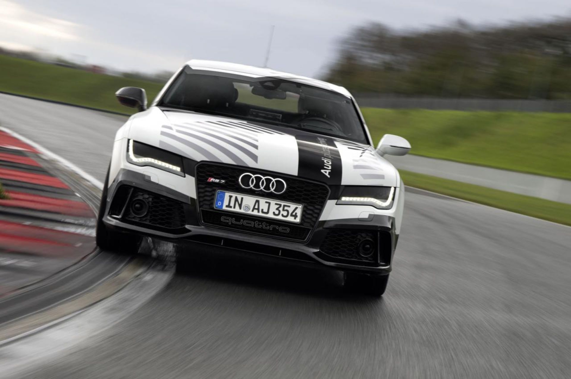 Audi RS 7 piloted driving concept (1)