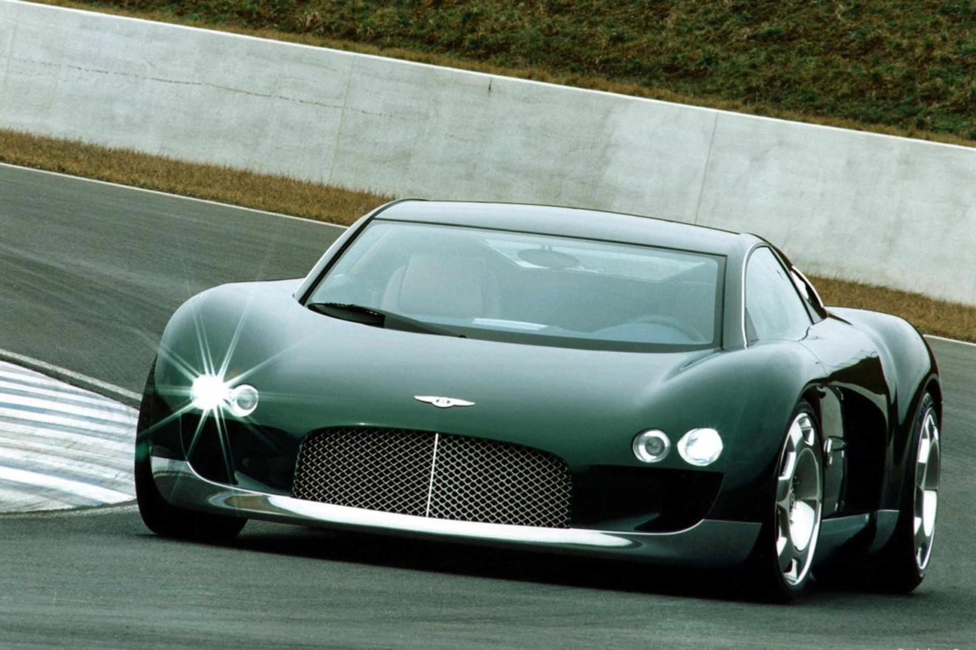 Bentley Hunaudières concept 02