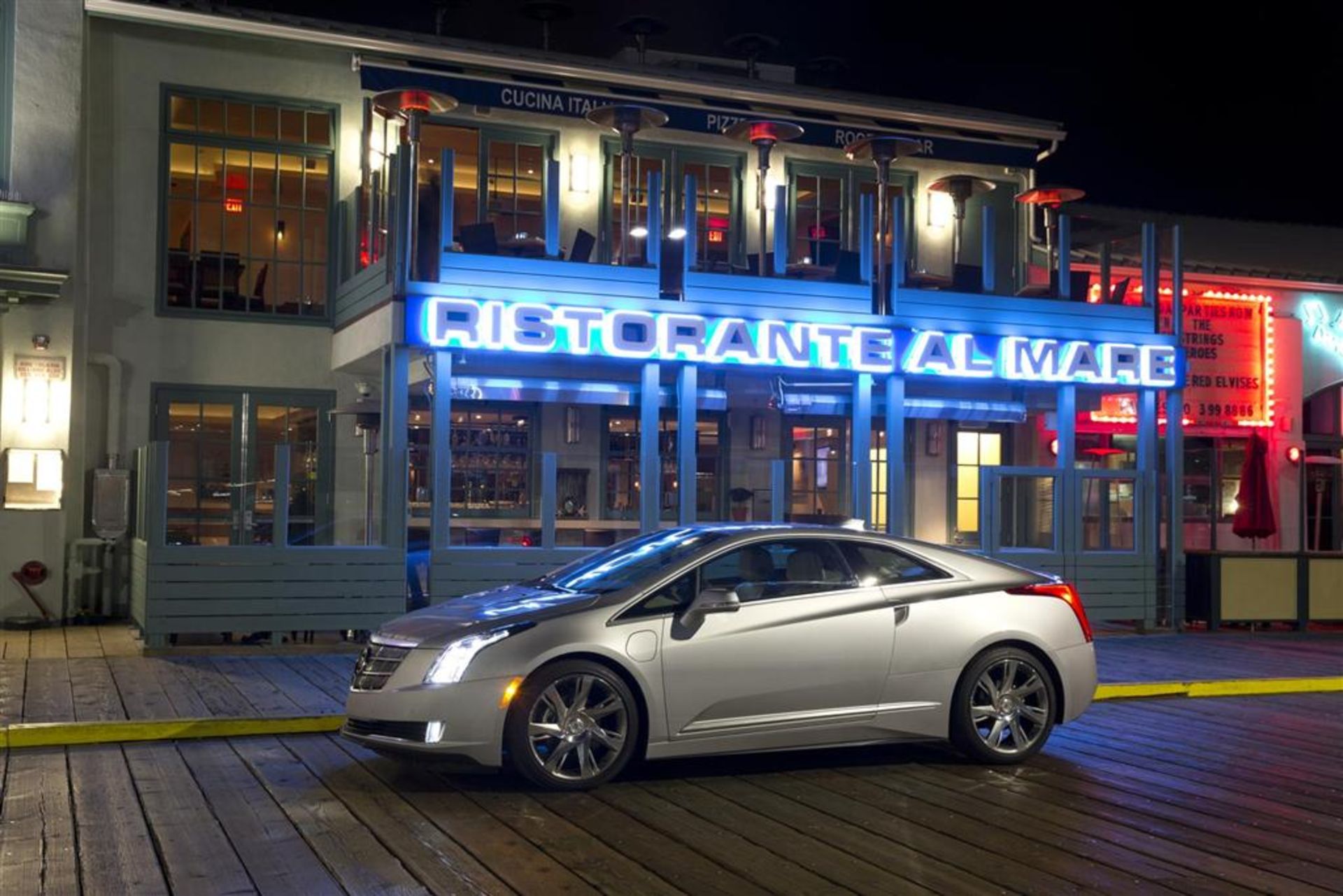 Cadillac_ELR_Luxury-Coupe-14-097-1024