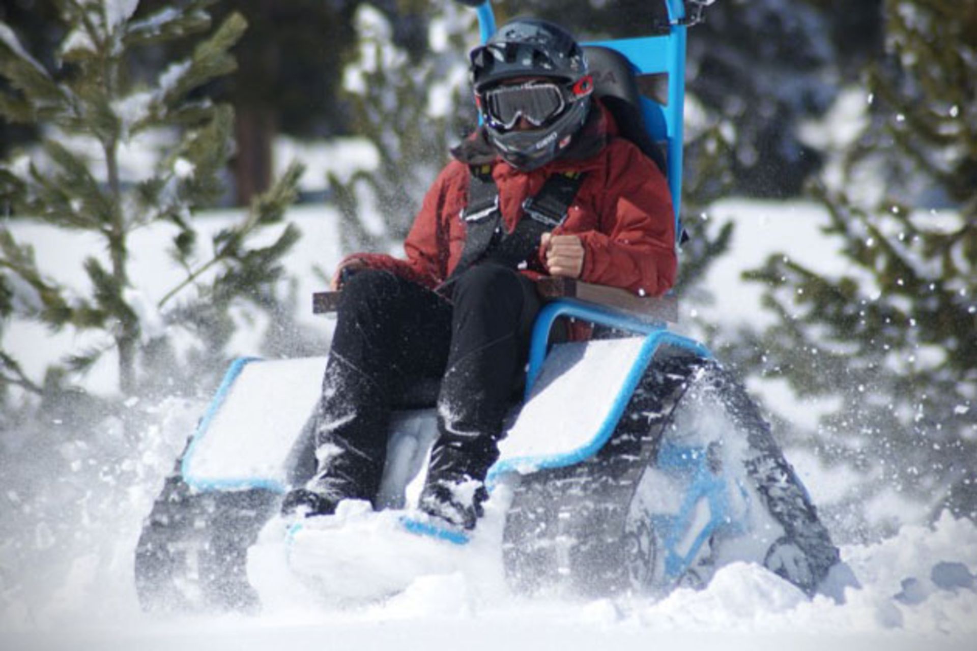 Der-Ziesel-Electric-Tank-Wheelchair-1