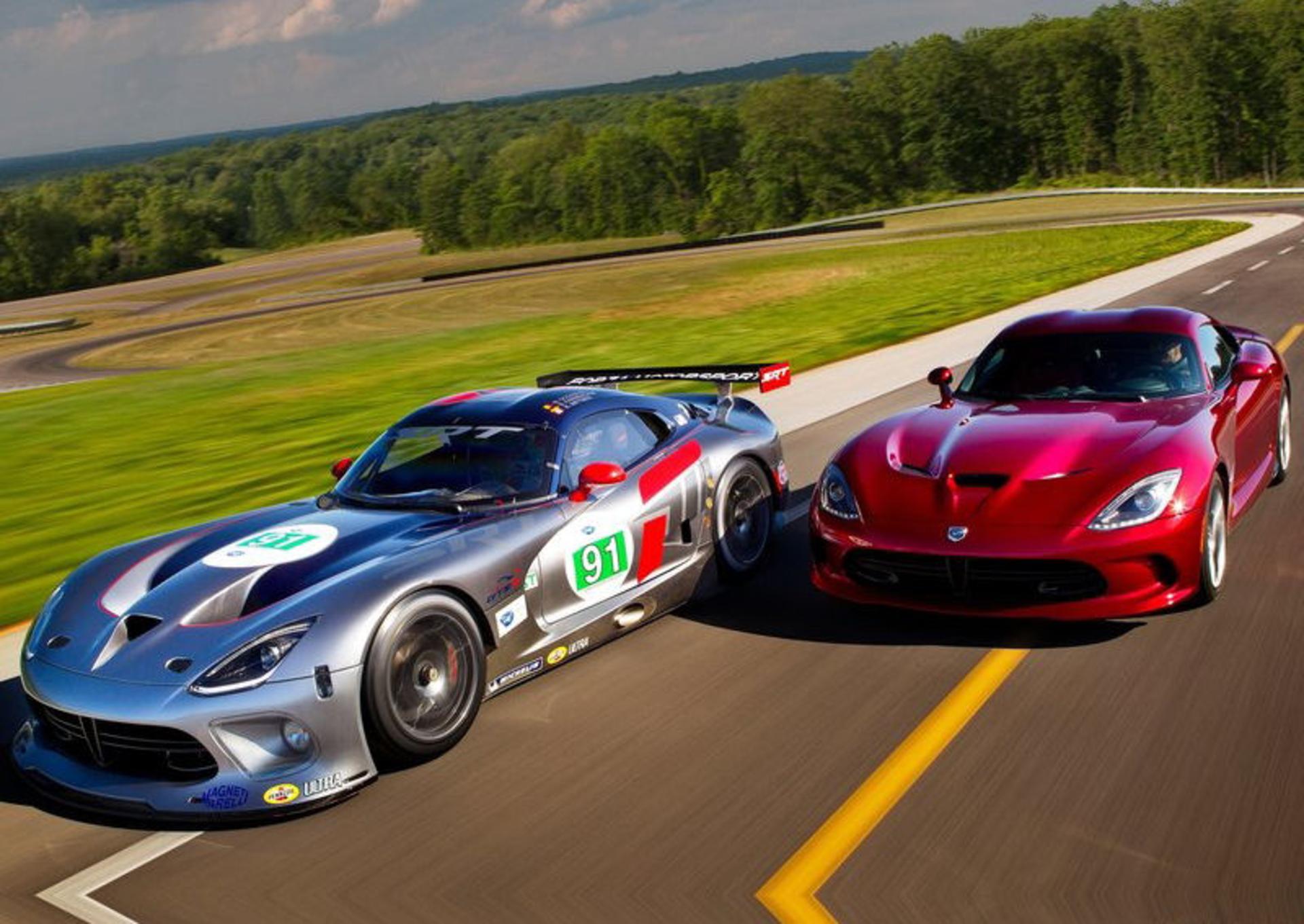 Dodge-SRT_Viper_GTS-R_2013