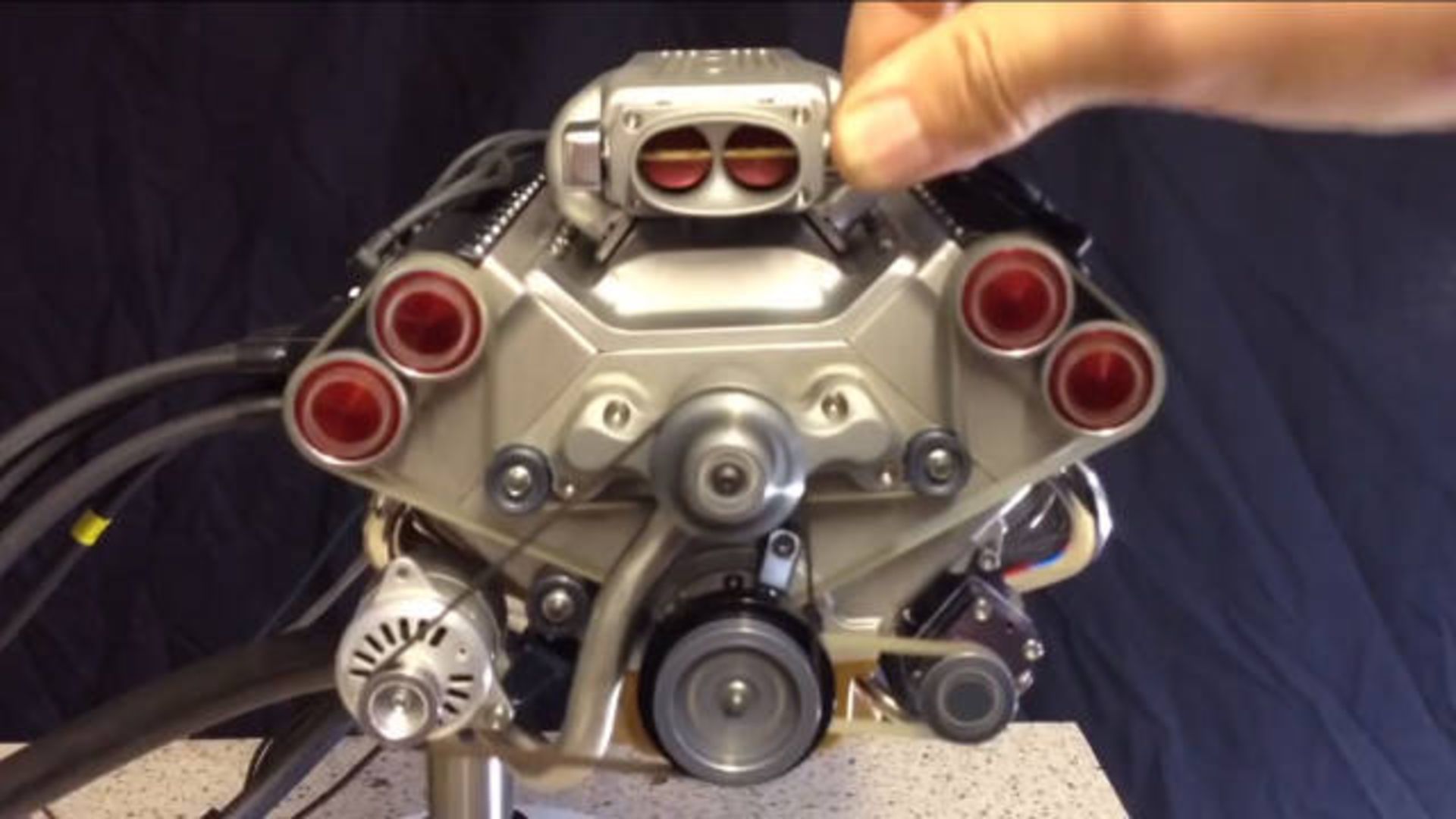 FuelInjectedModelV8-sm