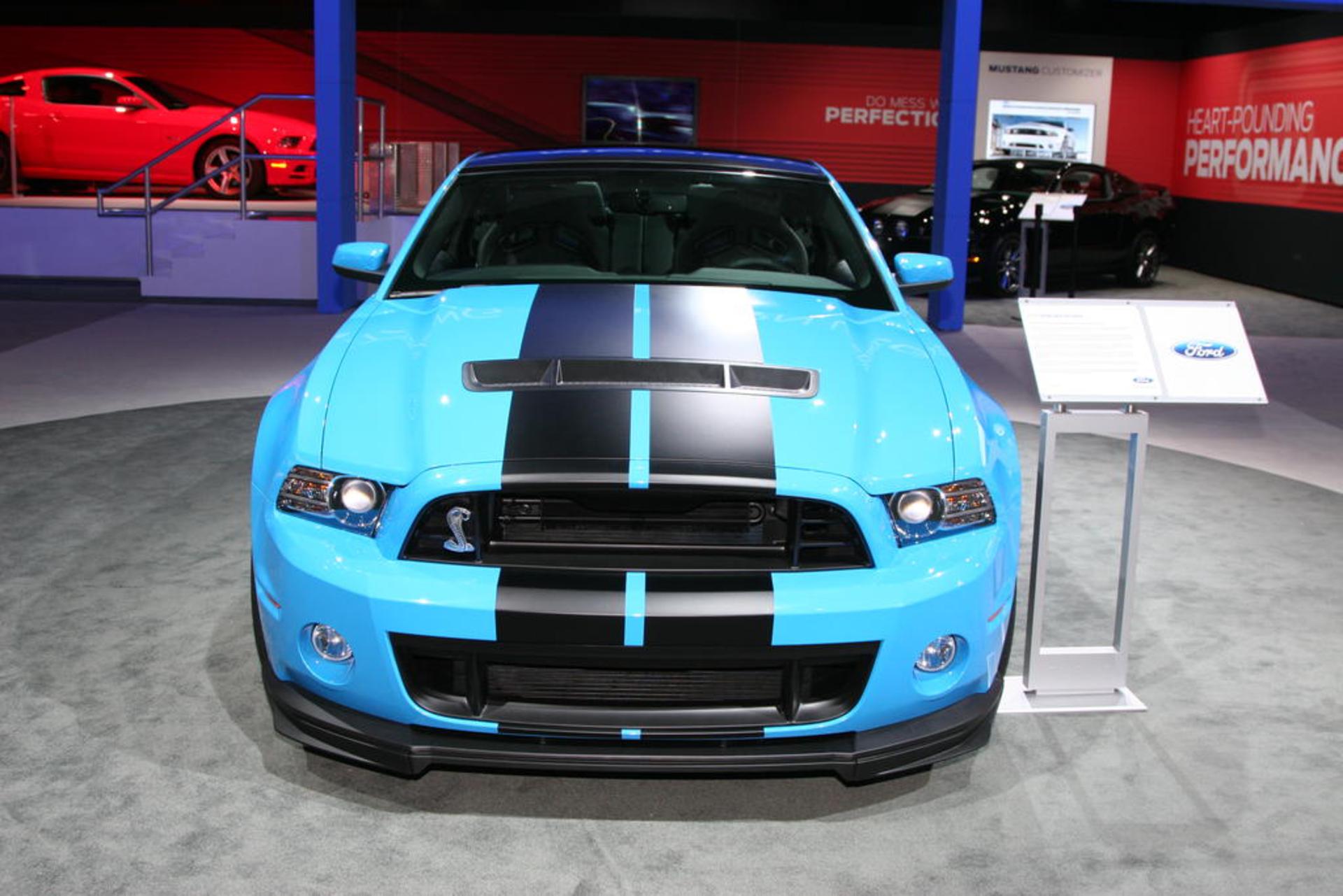 Ford 2013 Mustang Shelby GT500