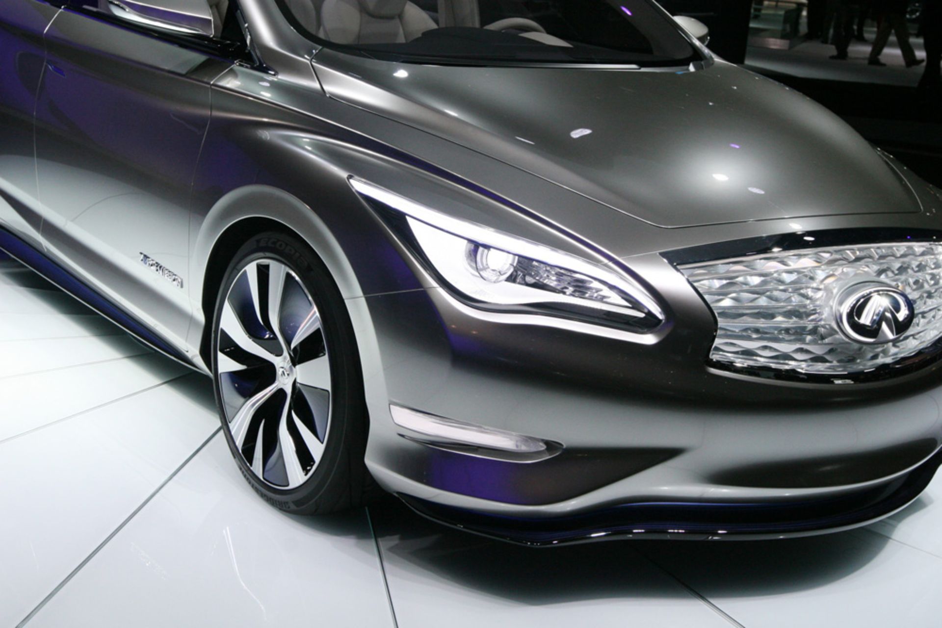 2012 Infiniti LE Concept