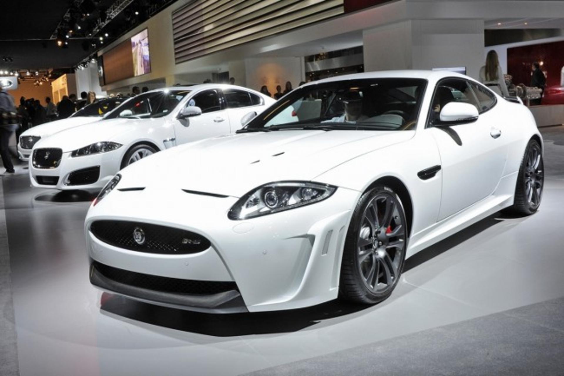 Jaguar-at-2011-Frankfurt-Motor-Show-1-650x433