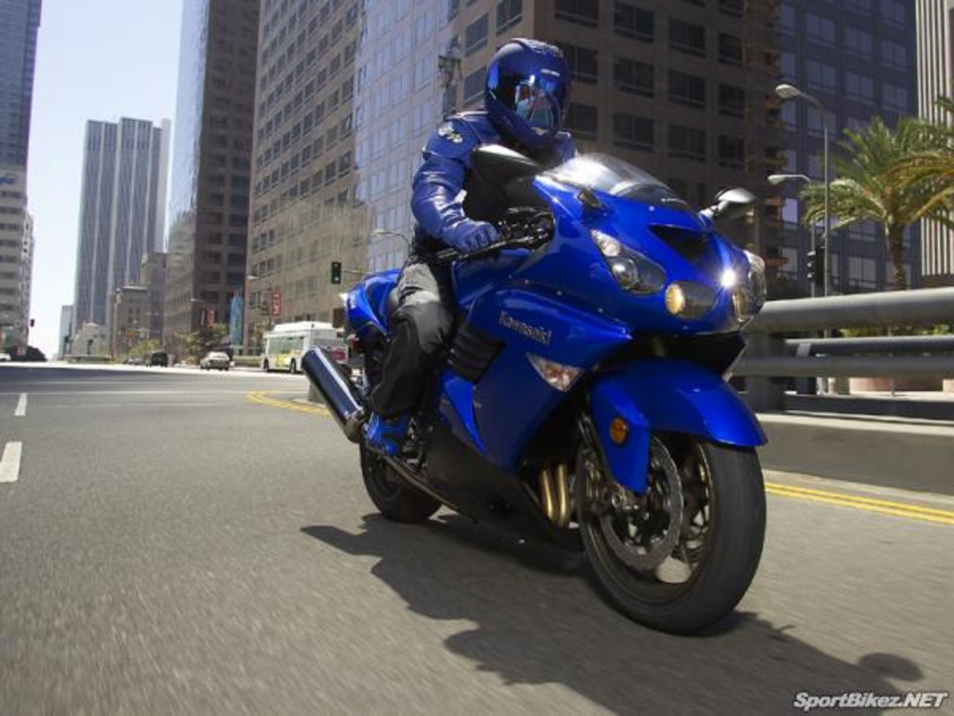 KAWASAKI-ZX-14R