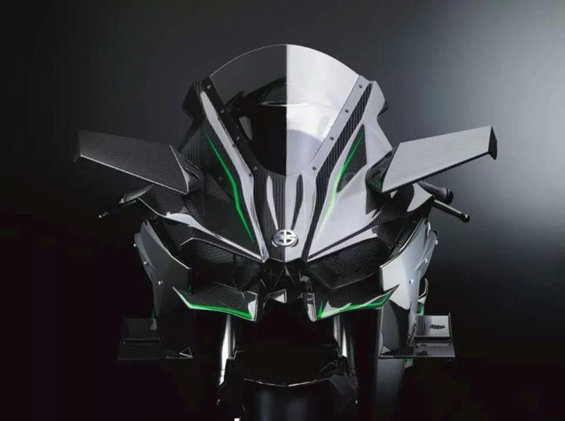 Kawasaki Ninja H2R (1)