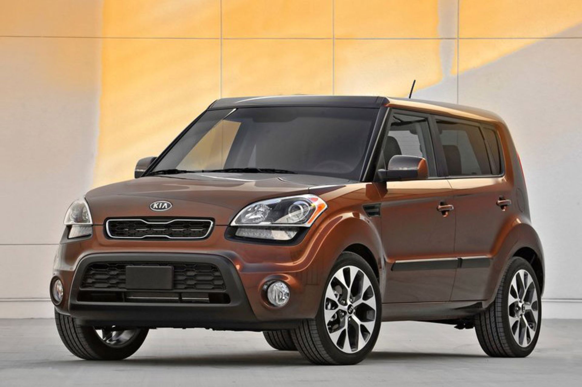 Kia-Soul_2012_800x600_wallpaper_02